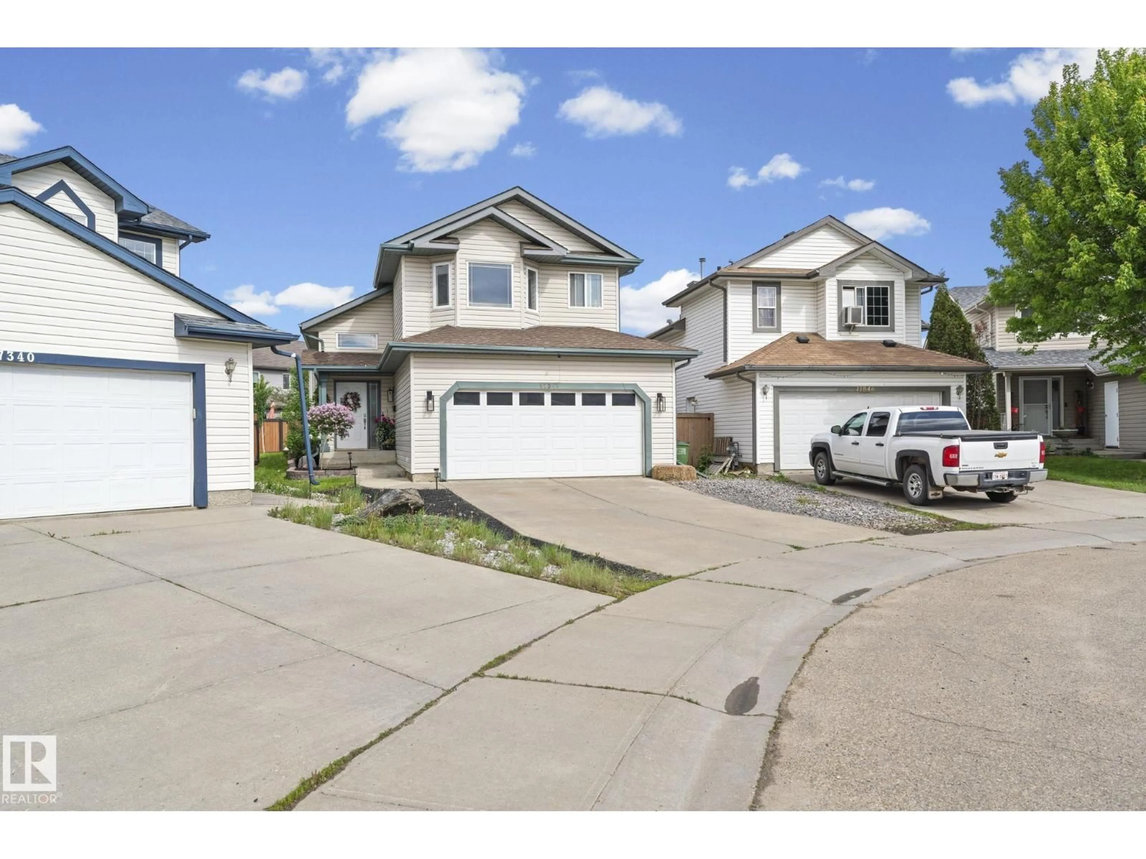 A pic from outside/outdoor area/front of a property/back of a property/a pic from drone, street for 17344 119 ST, Edmonton Alberta T5X6G1