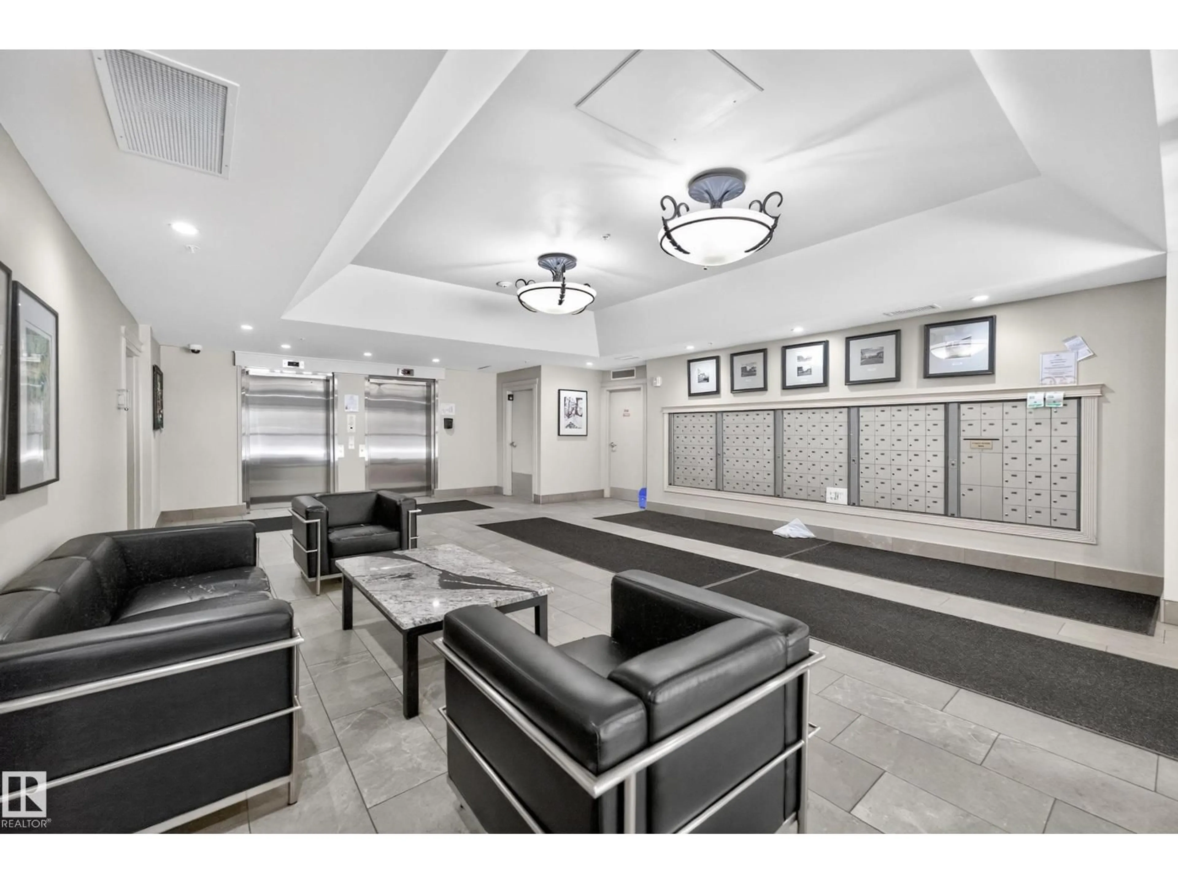 Lobby for 1701 - 10180 104 ST NW, Edmonton Alberta T5J1A7