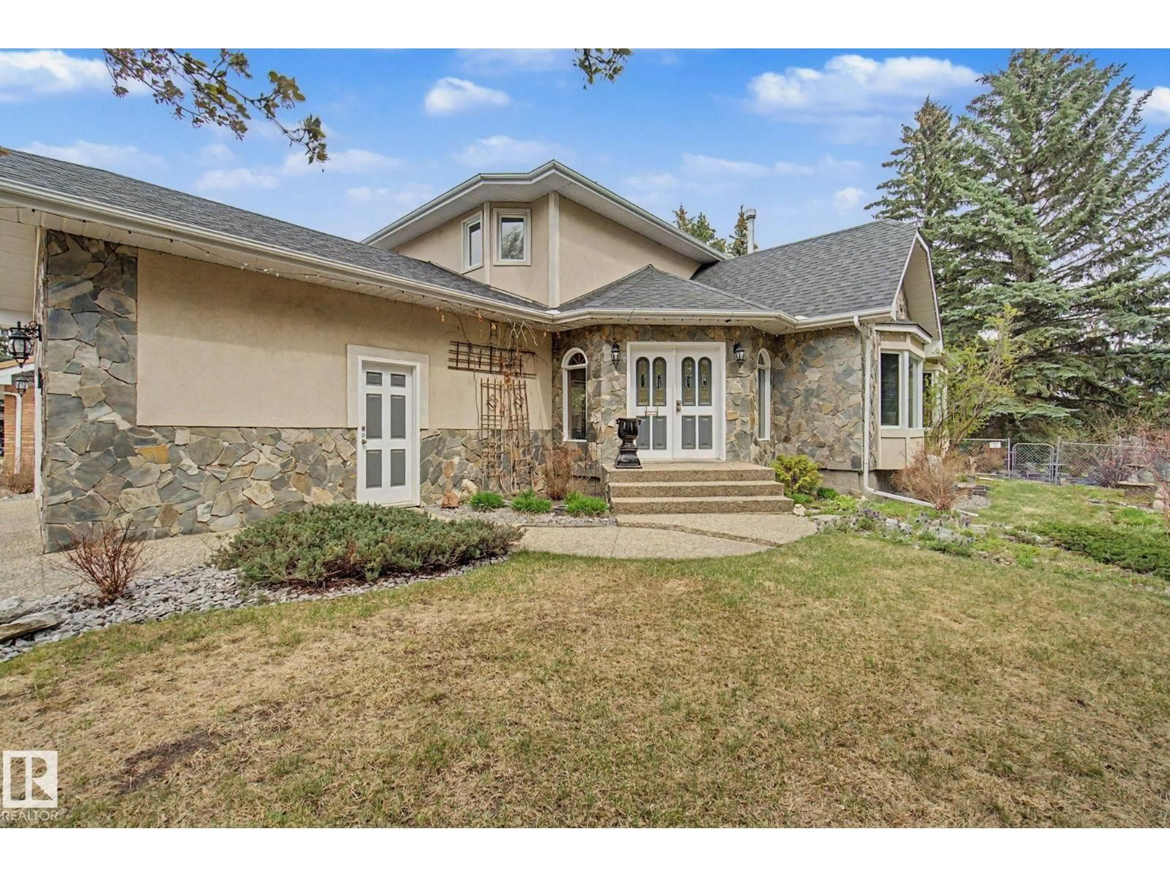 Home with brick exterior material, street for 1 FIELDSTONE DR, Spruce Grove Alberta T7X2Z3