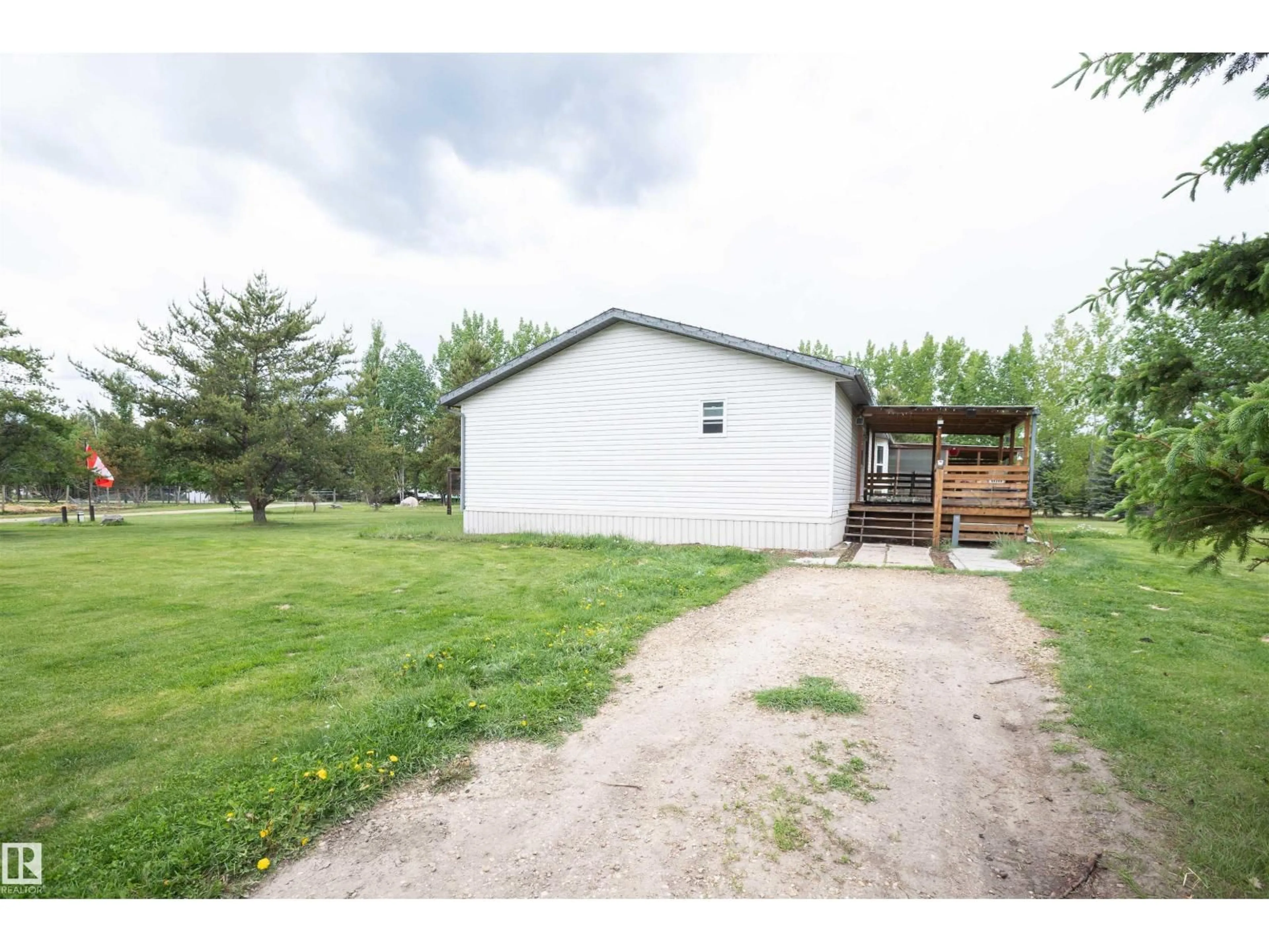 Shed for 209 - 5128 18 HI, Rural Barrhead County Alberta T7N1N3