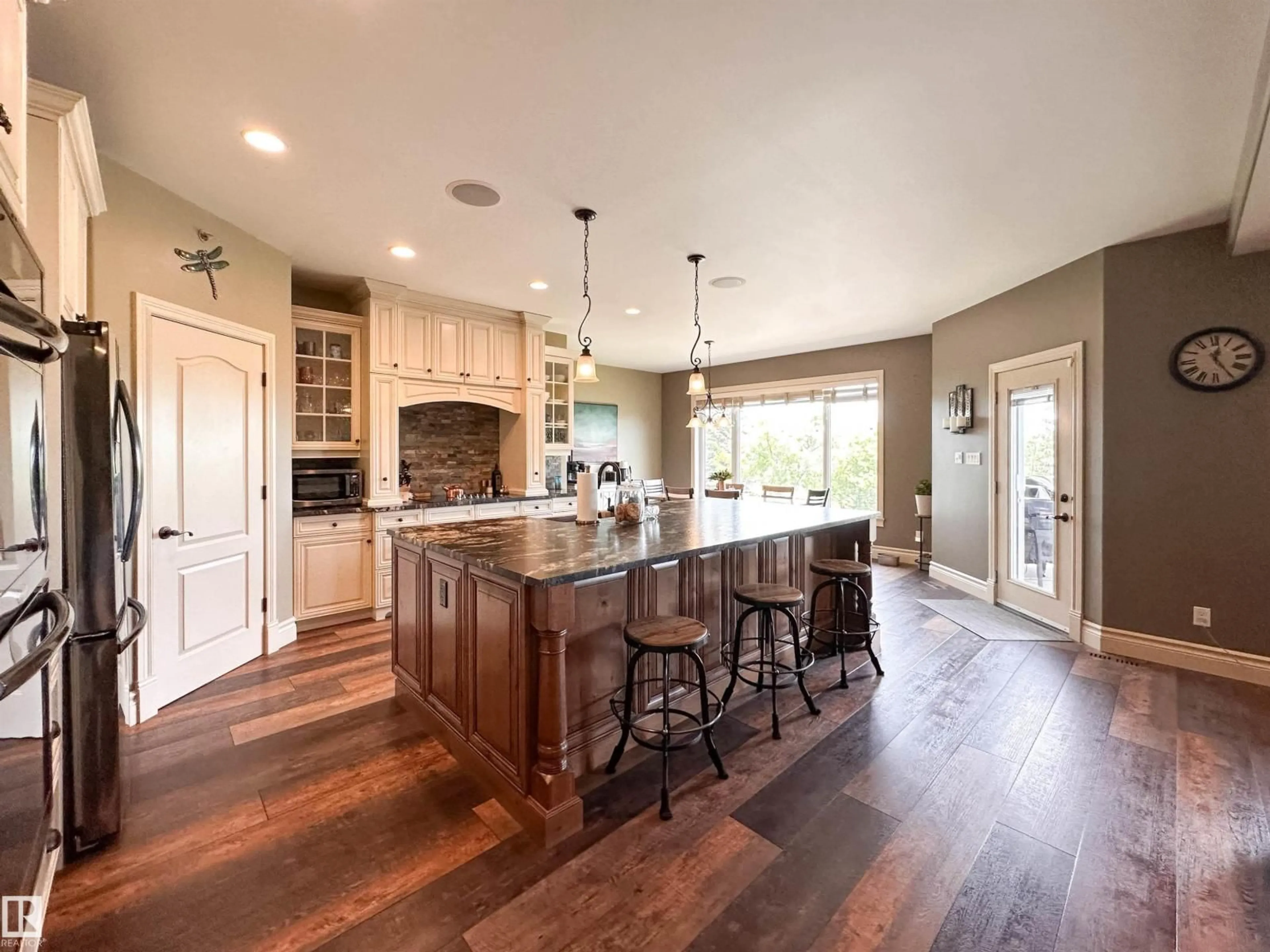 Open concept kitchen, unknown for 26126 - 31 HGHWAY 16, Rural Parkland County Alberta T7Y1A1