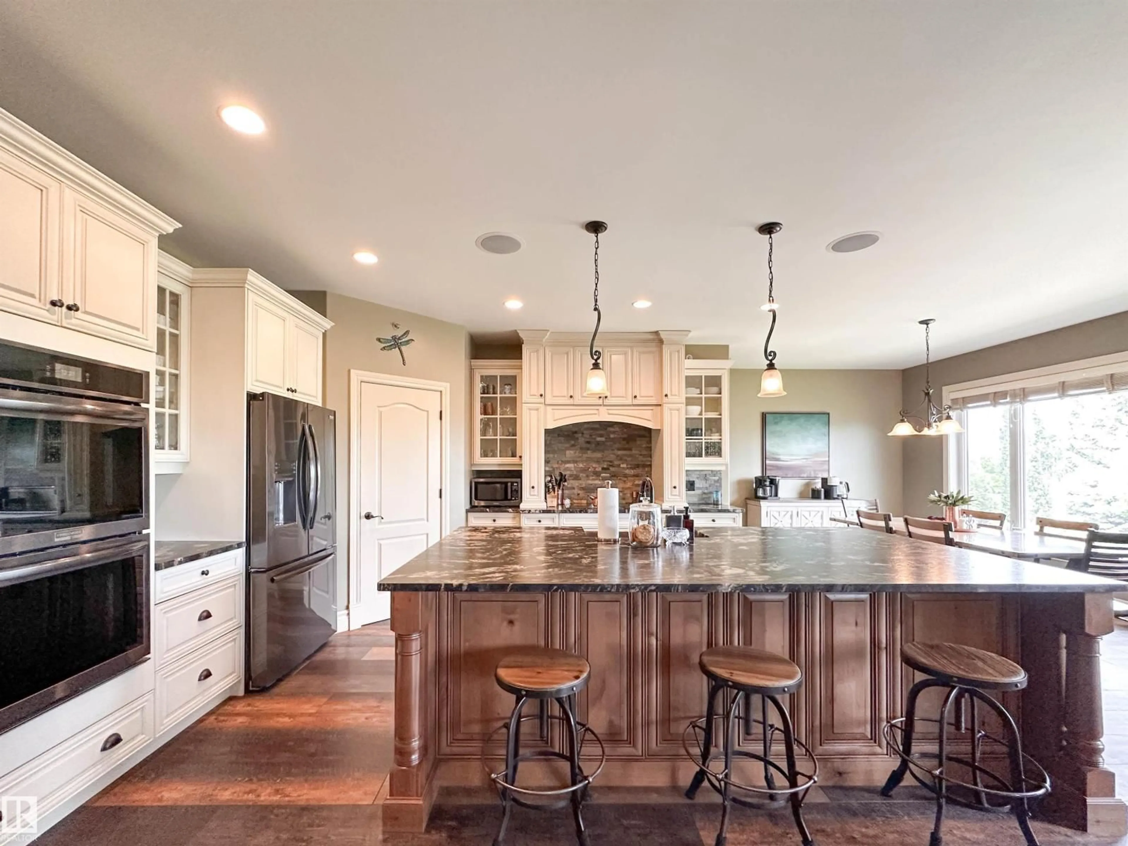 Open concept kitchen, unknown for 26126 - 31 HGHWAY 16, Rural Parkland County Alberta T7Y1A1