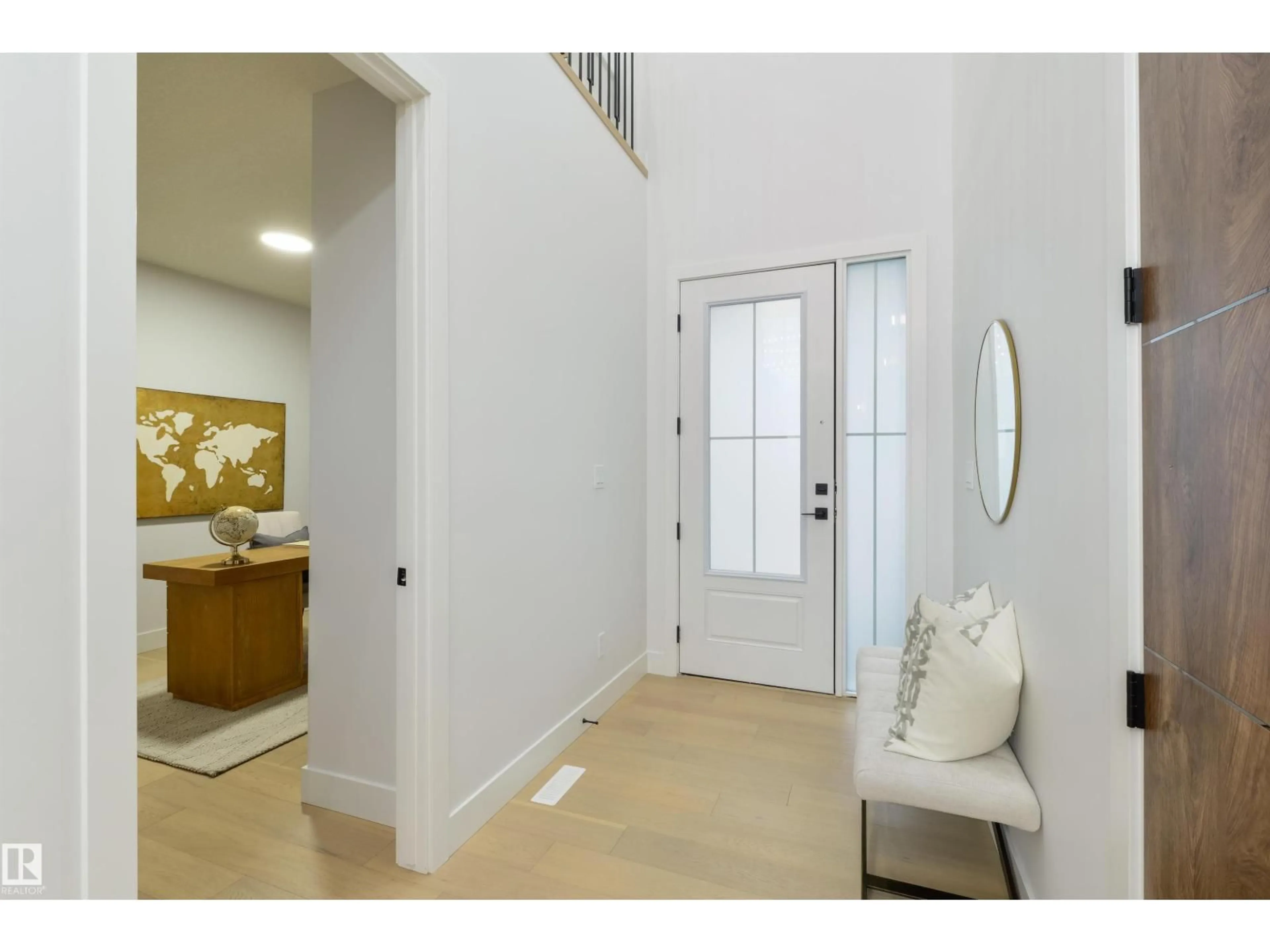 Indoor entryway for 266 FALCON CRESCENT, Leduc Alberta T9E1V2