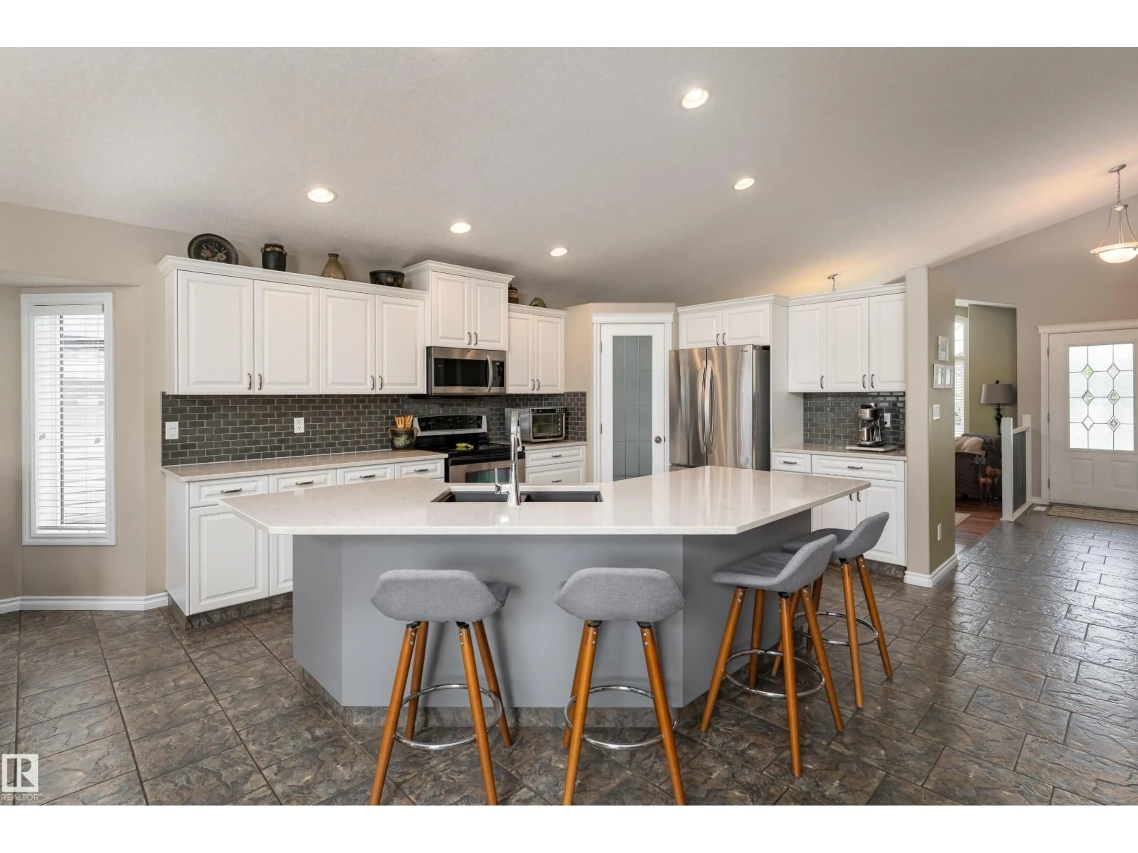Open concept kitchen, ceramic/tile floor for 6001 52 AV, Beaumont Alberta T4X1V5