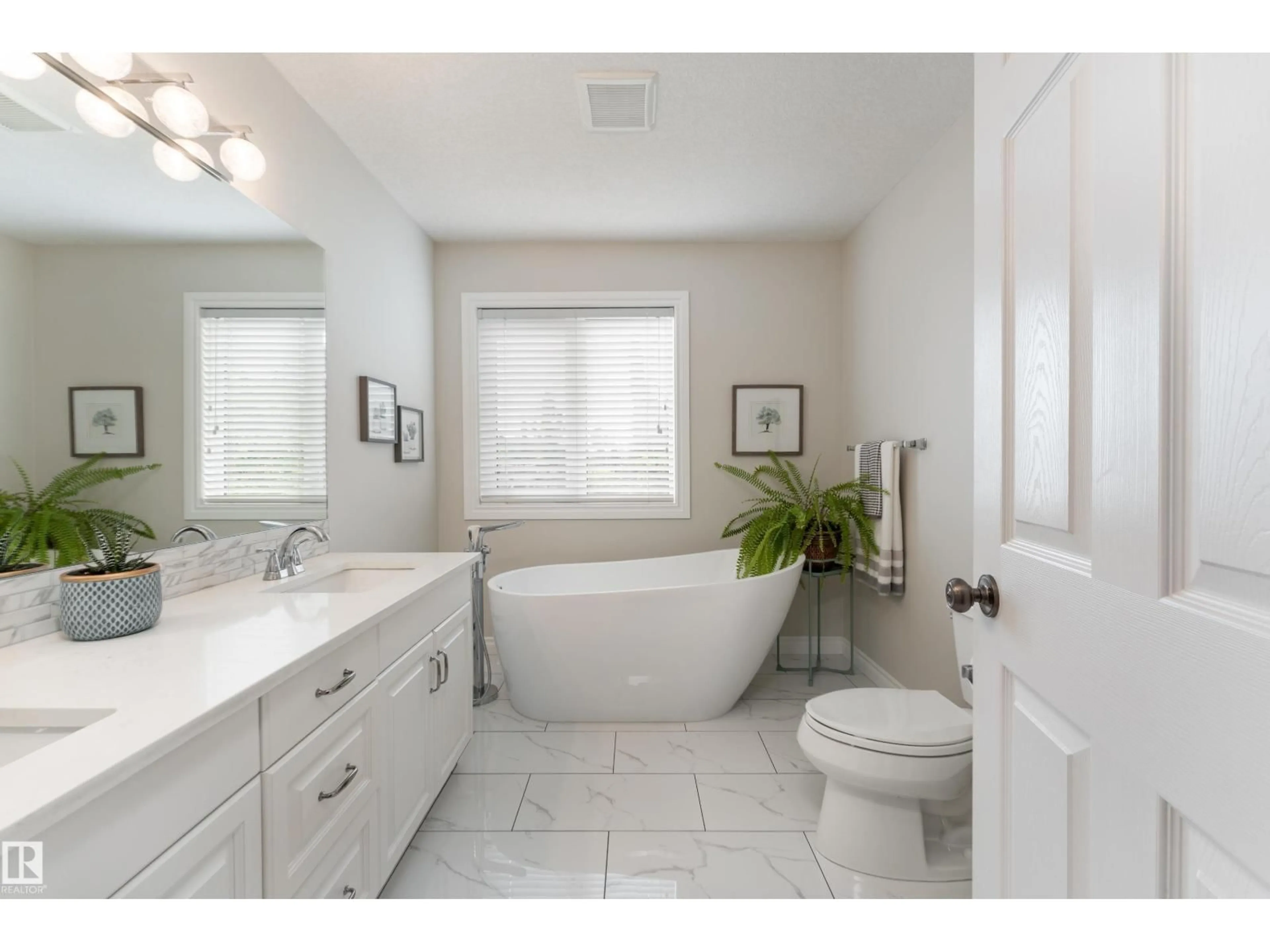 Contemporary bathroom, ceramic/tile floor for 6001 52 AV, Beaumont Alberta T4X1V5