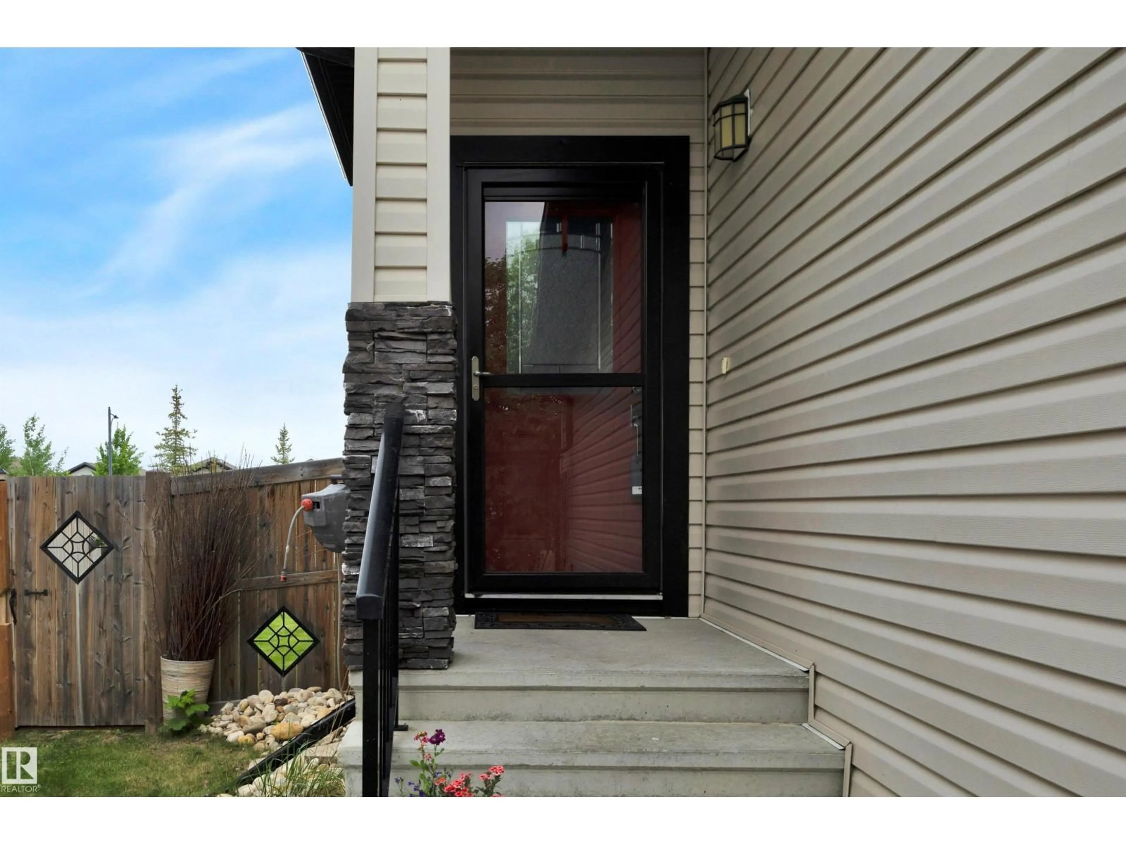 Unknown for 98 SANDALWOOD PL, Leduc Alberta T9E1C4