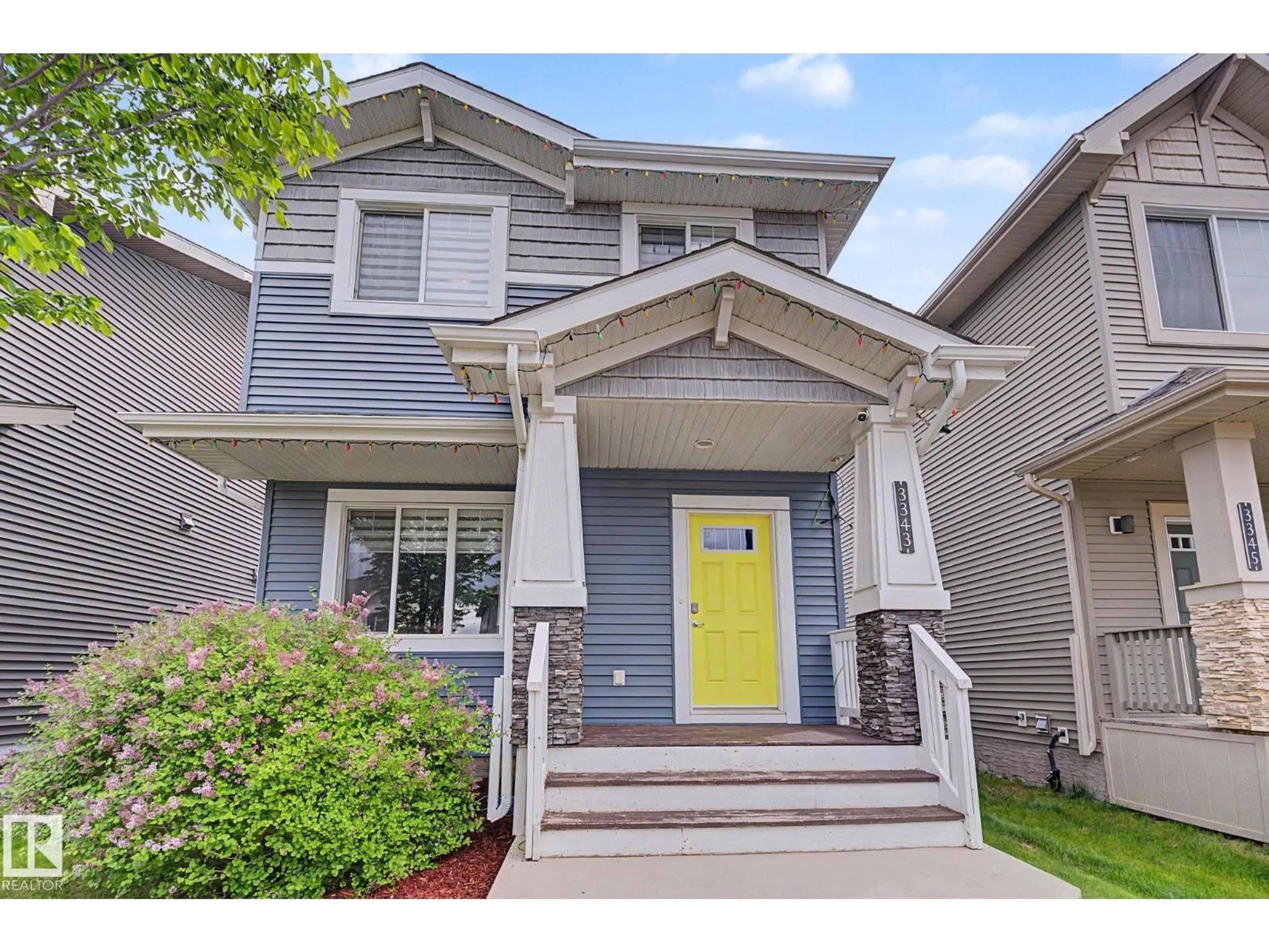 Home with vinyl exterior material, street for 3343 WEIDLE WY, Edmonton Alberta T6X1T2