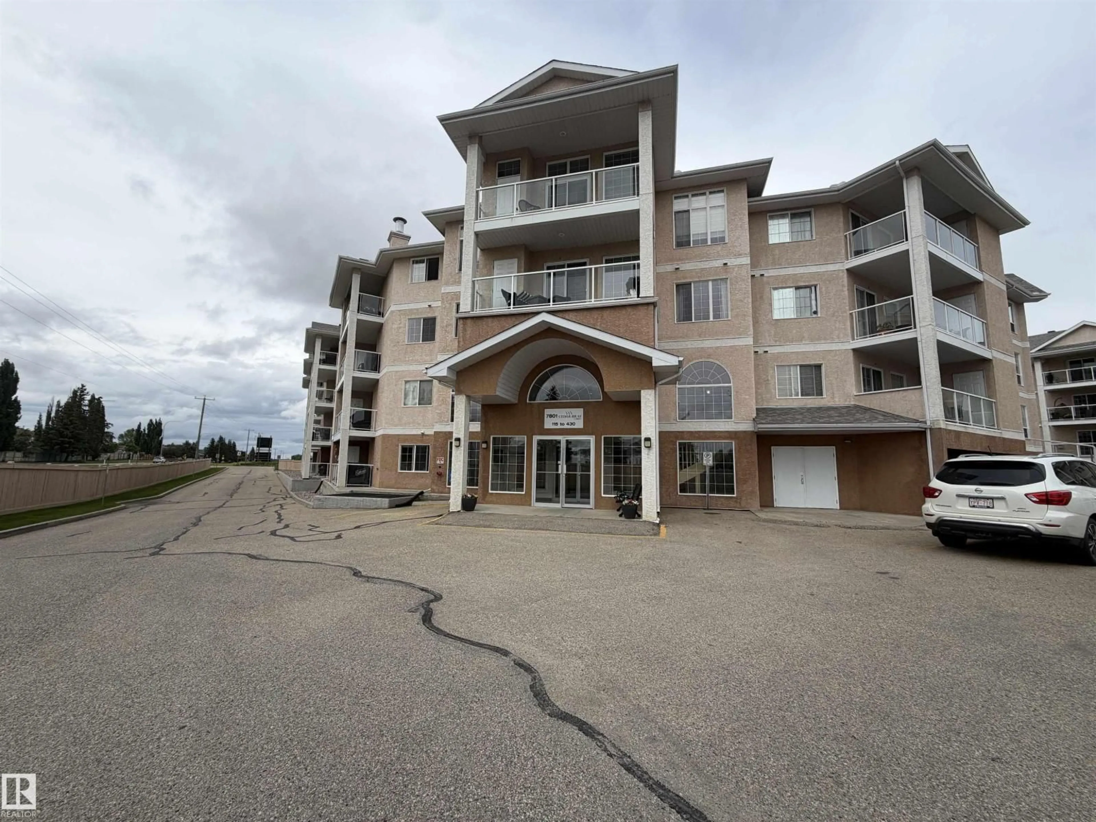 Unknown for 118 GOLF COURSE RD, Stony Plain Alberta T7Z0C7