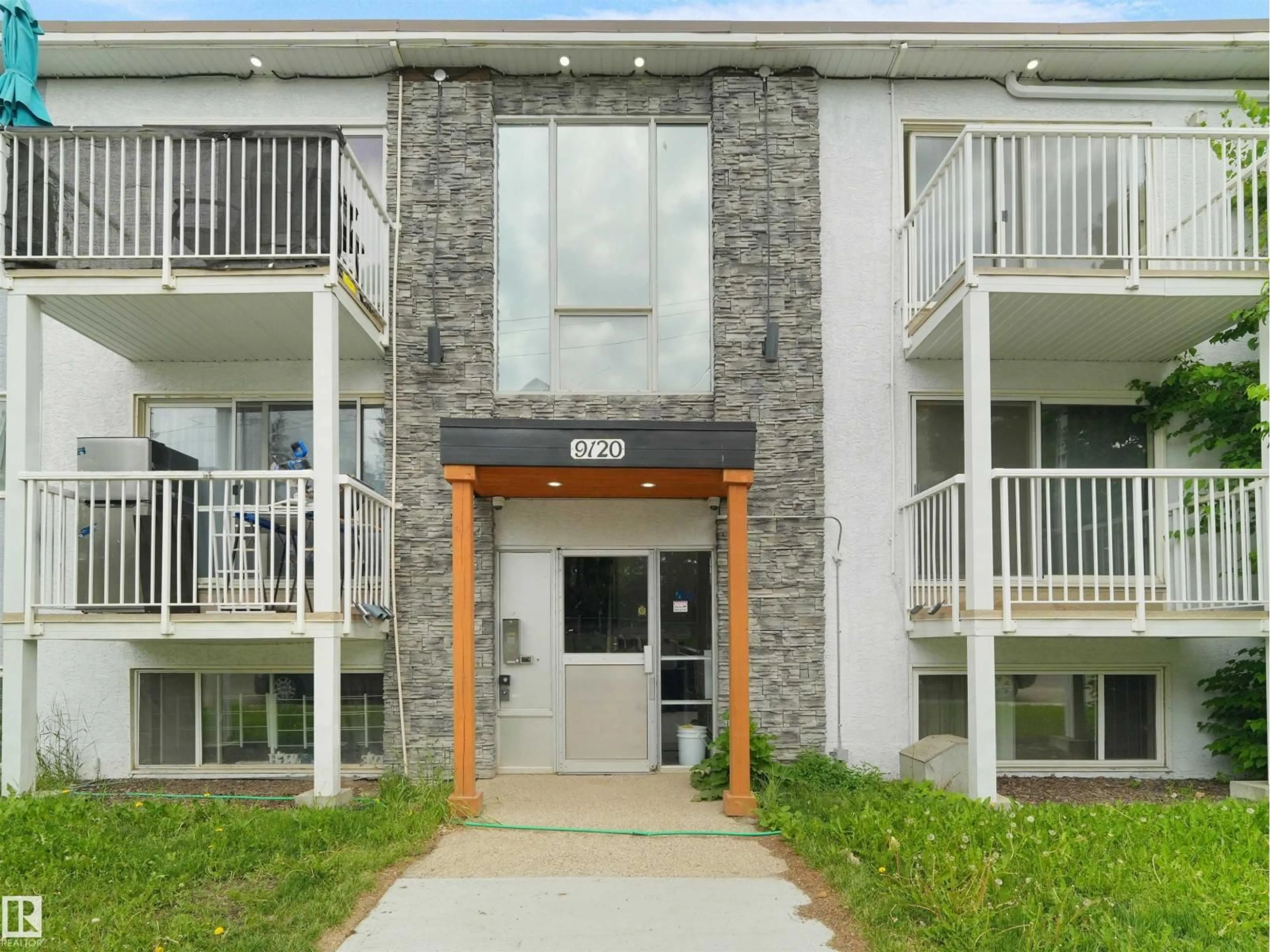 Unknown for 304 - 9120 106 AV, Edmonton Alberta T5H0M9