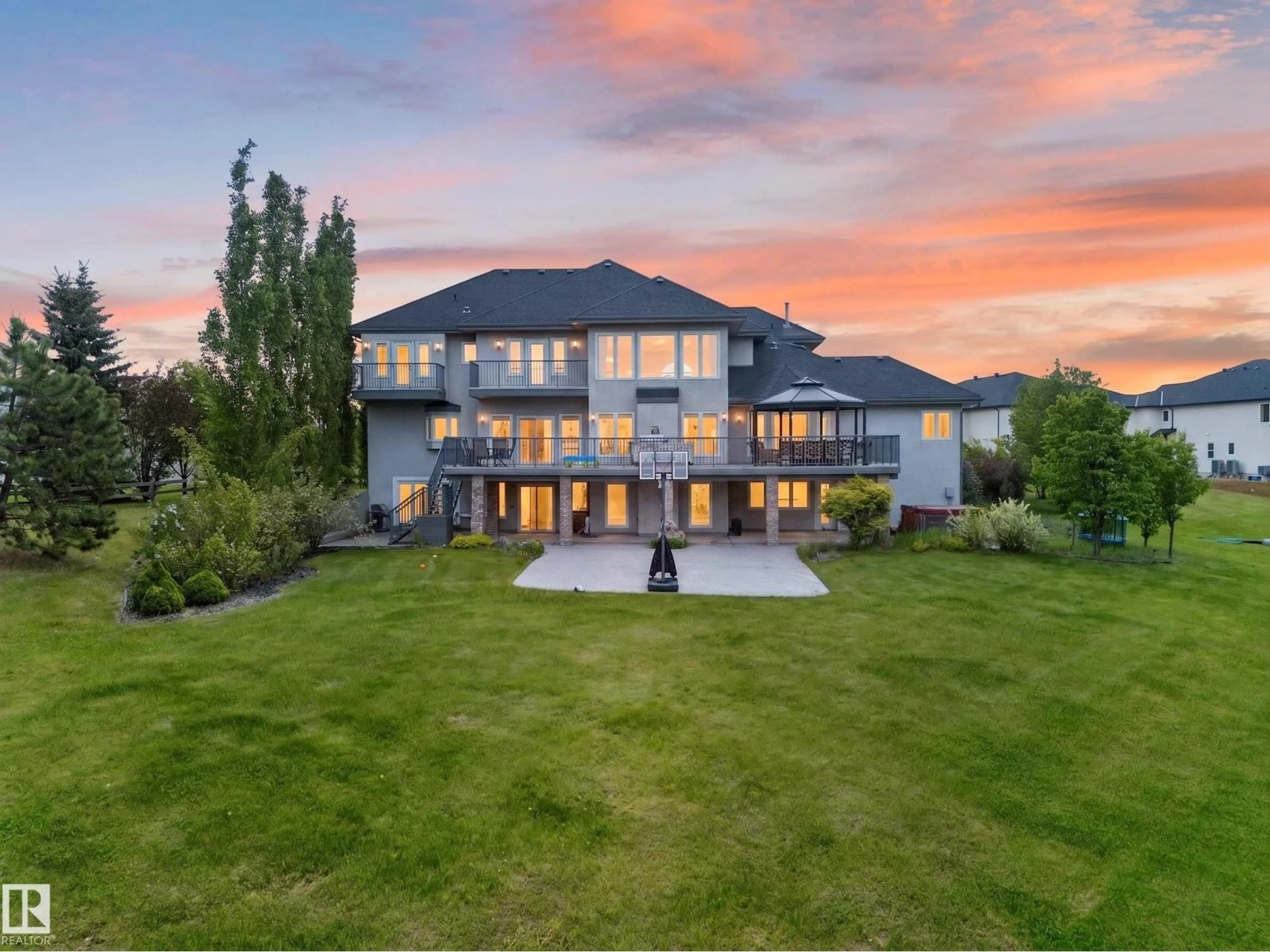 A pic from outside/outdoor area/front of a property/back of a property/a pic from drone, unknown for 50 52216 RGE ROAD 233, Rural Strathcona County Alberta T8B1C9