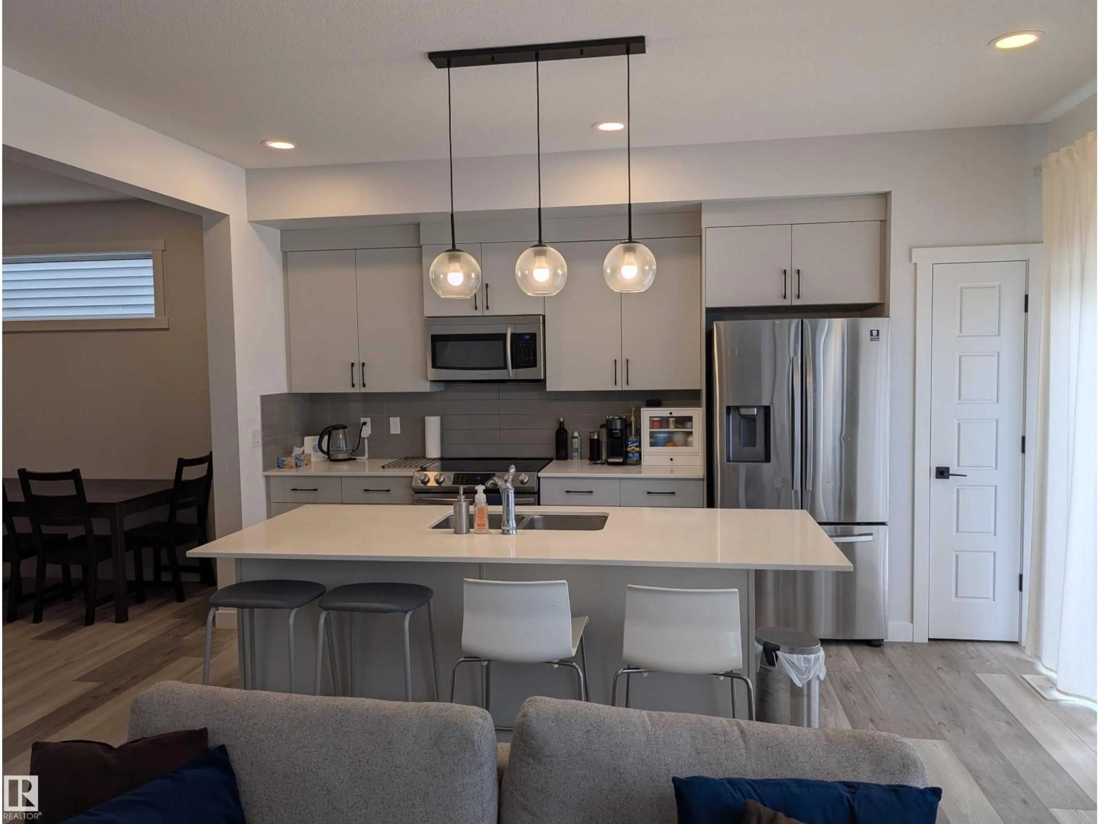 Open concept kitchen, ceramic/tile floor for 9240 224 ST, Edmonton Alberta T5T7L9