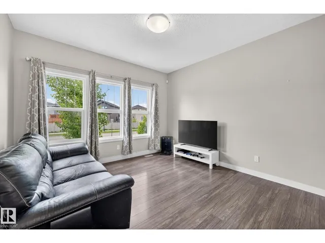 165 ROBINSON DR, Leduc 5