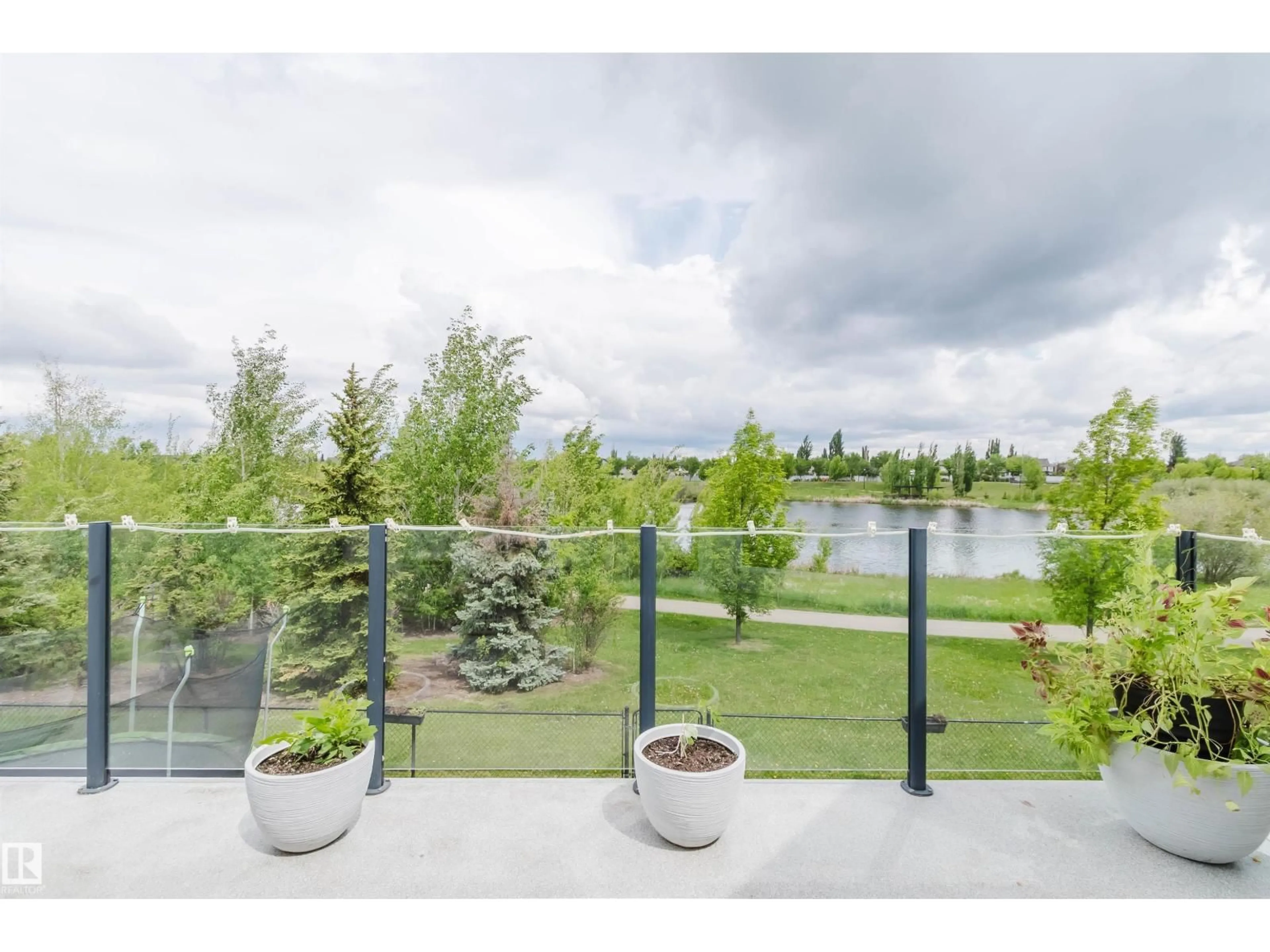 Patio, unknown for NW - 20524 58 AV, Edmonton Alberta T6M2Z5