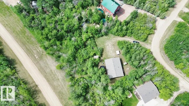 4 KAYLEE CRESCENT, Rural Stettler County 5