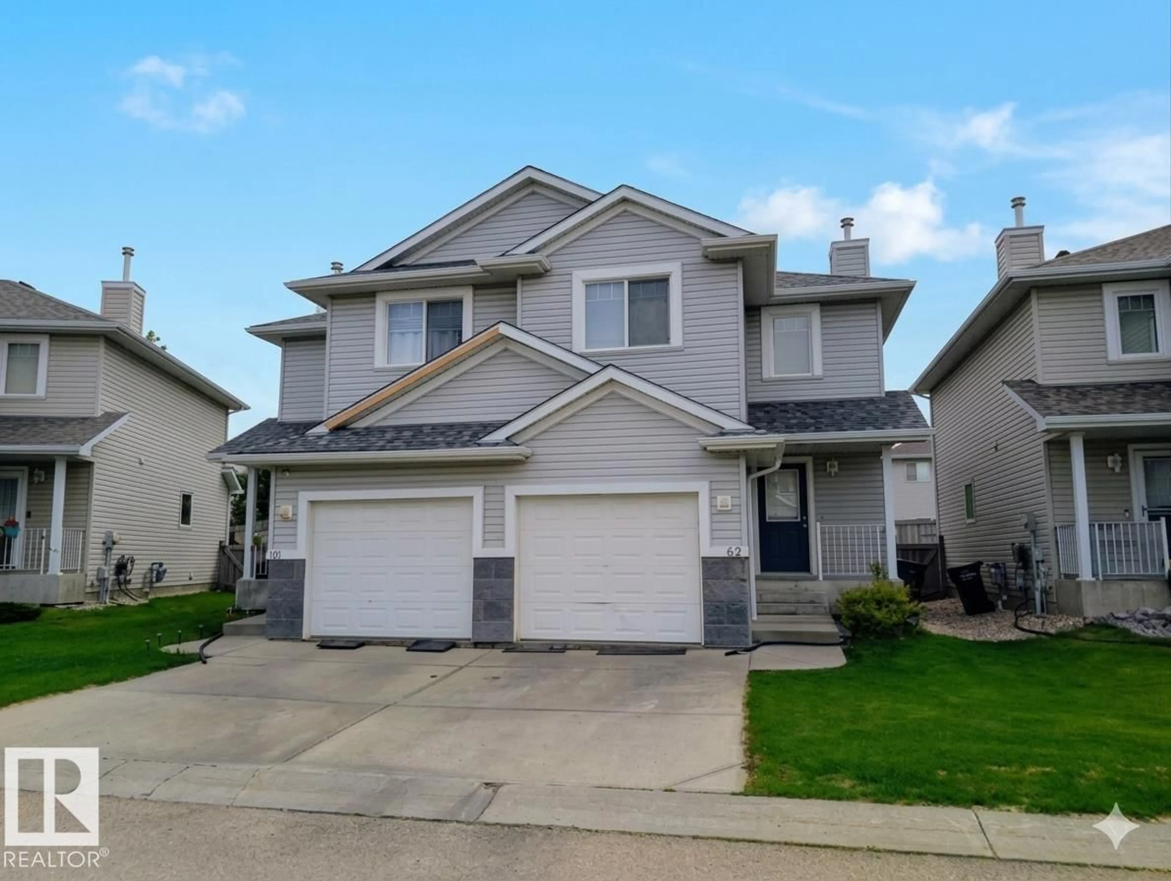 Home with vinyl exterior material, street for 287 - 62 MACEWAN RD, Edmonton Alberta T6W1T4