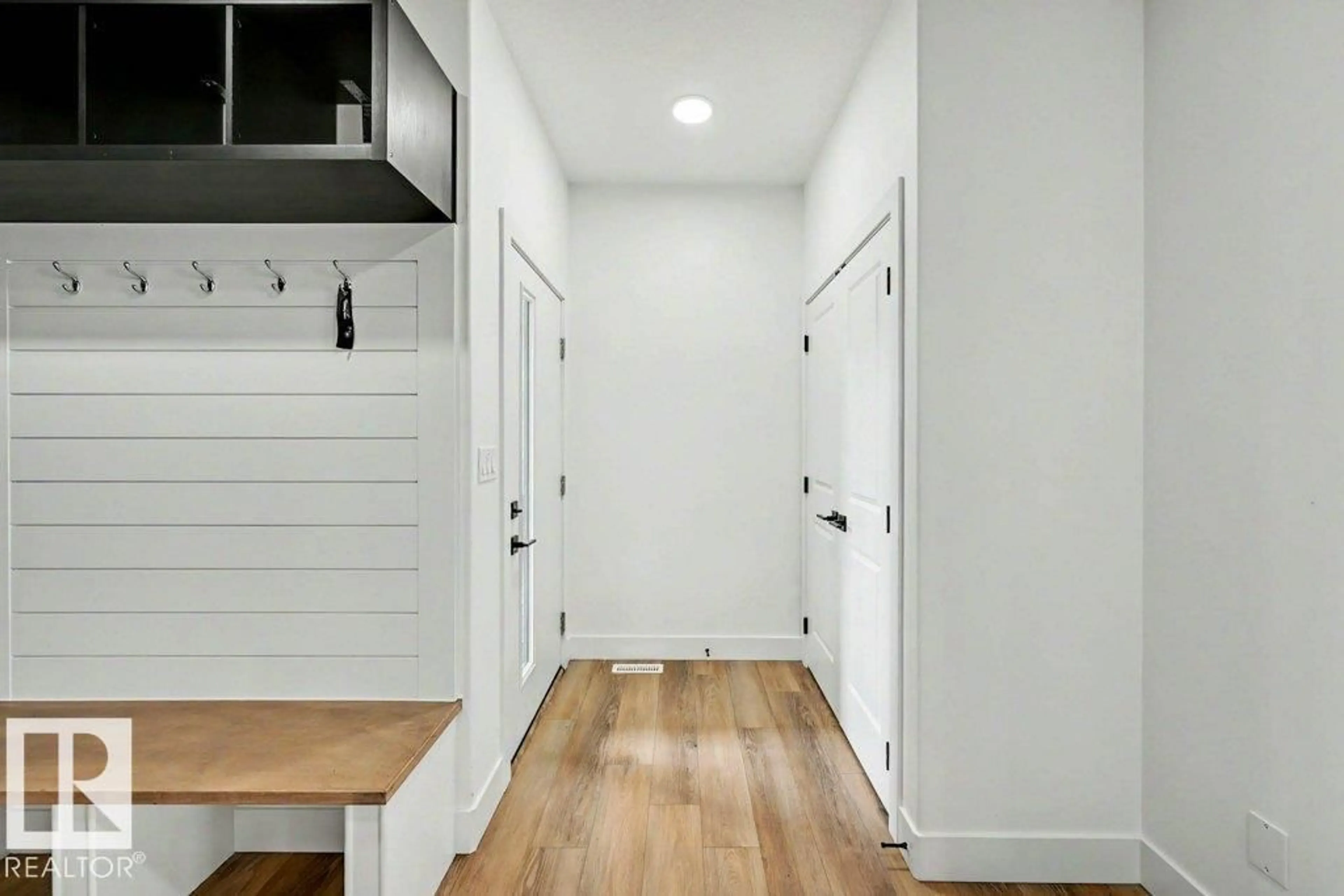 Indoor entryway for 103 MILLER WD, Leduc Alberta T9E1R7