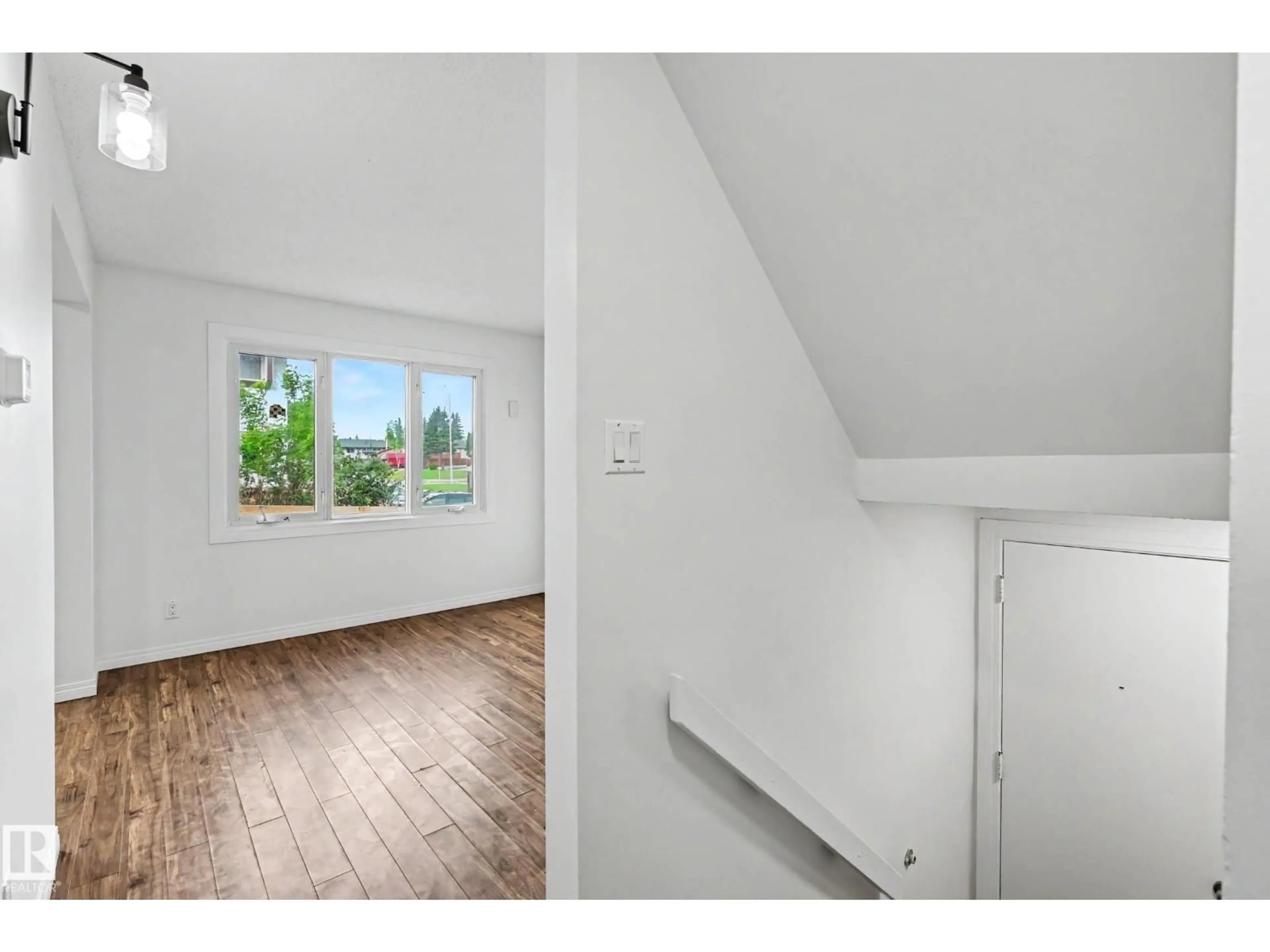 A pic of a room for #8 - 14225 82 ST, Edmonton Alberta T5E2V7