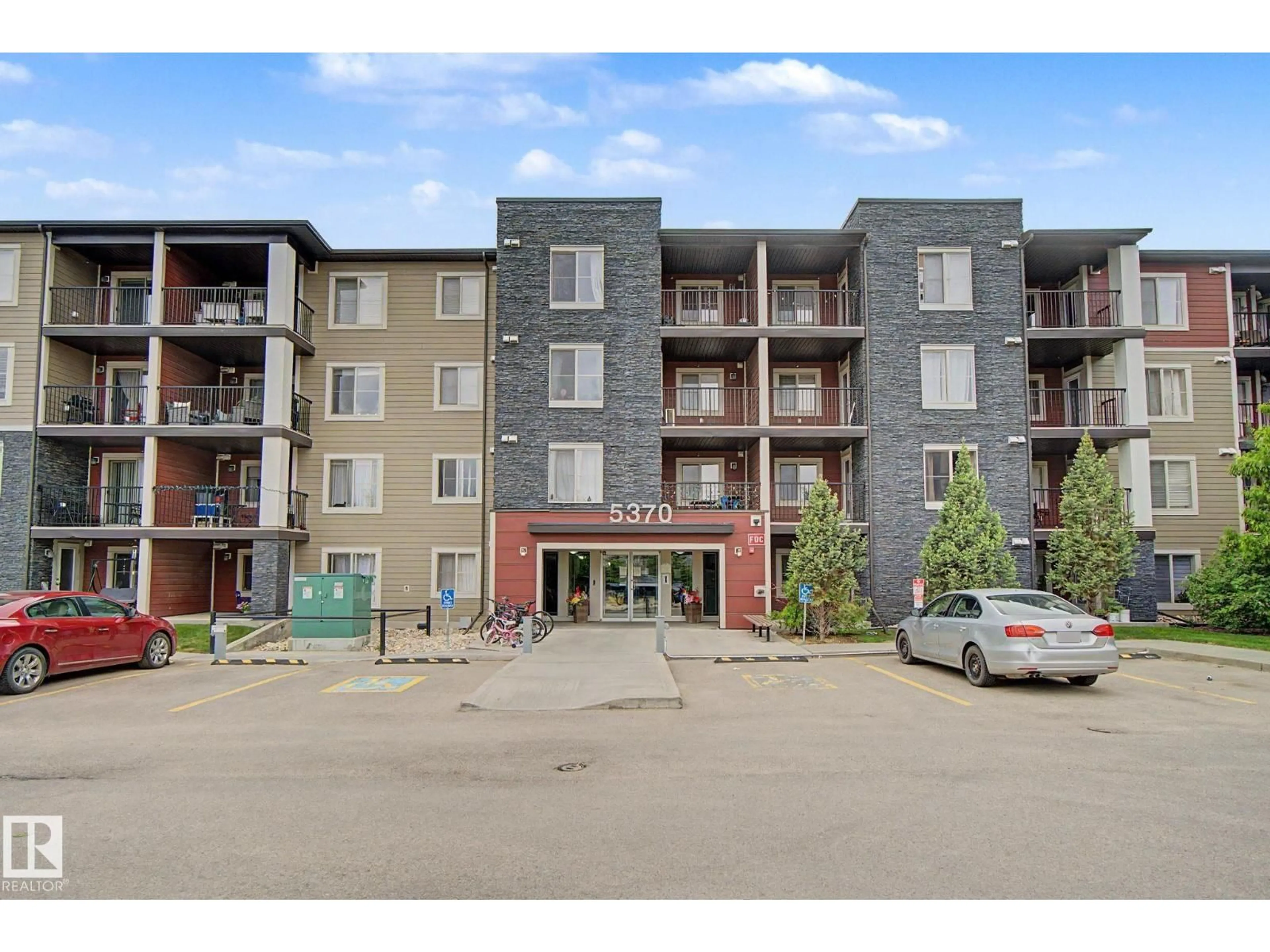 Unknown for 5370 - 110 CHAPPELLE RD SW, Edmonton Alberta T6W3L5