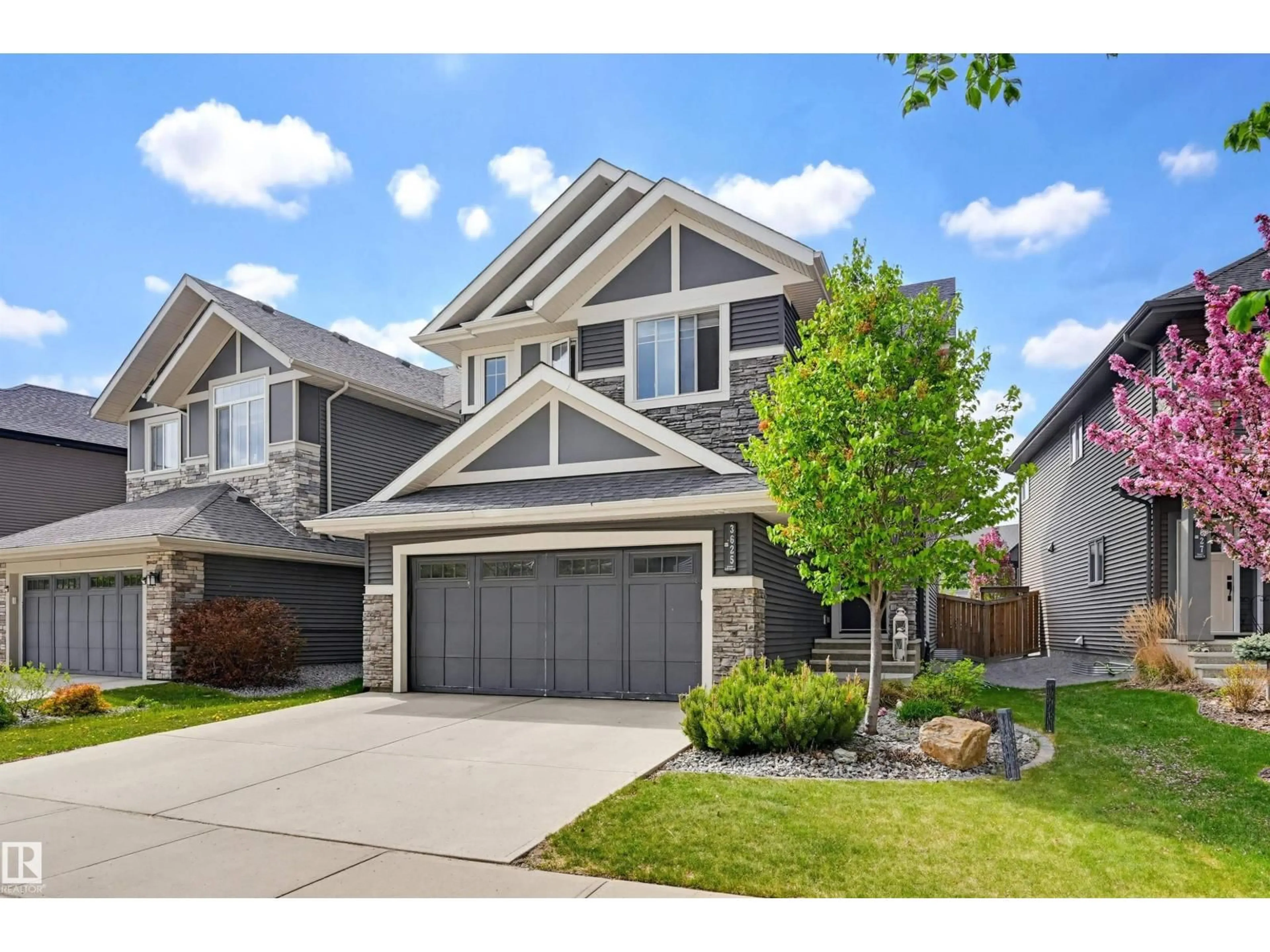 Home with vinyl exterior material, street for SW - 3625 KESWICK BV, Edmonton Alberta T6W3S5