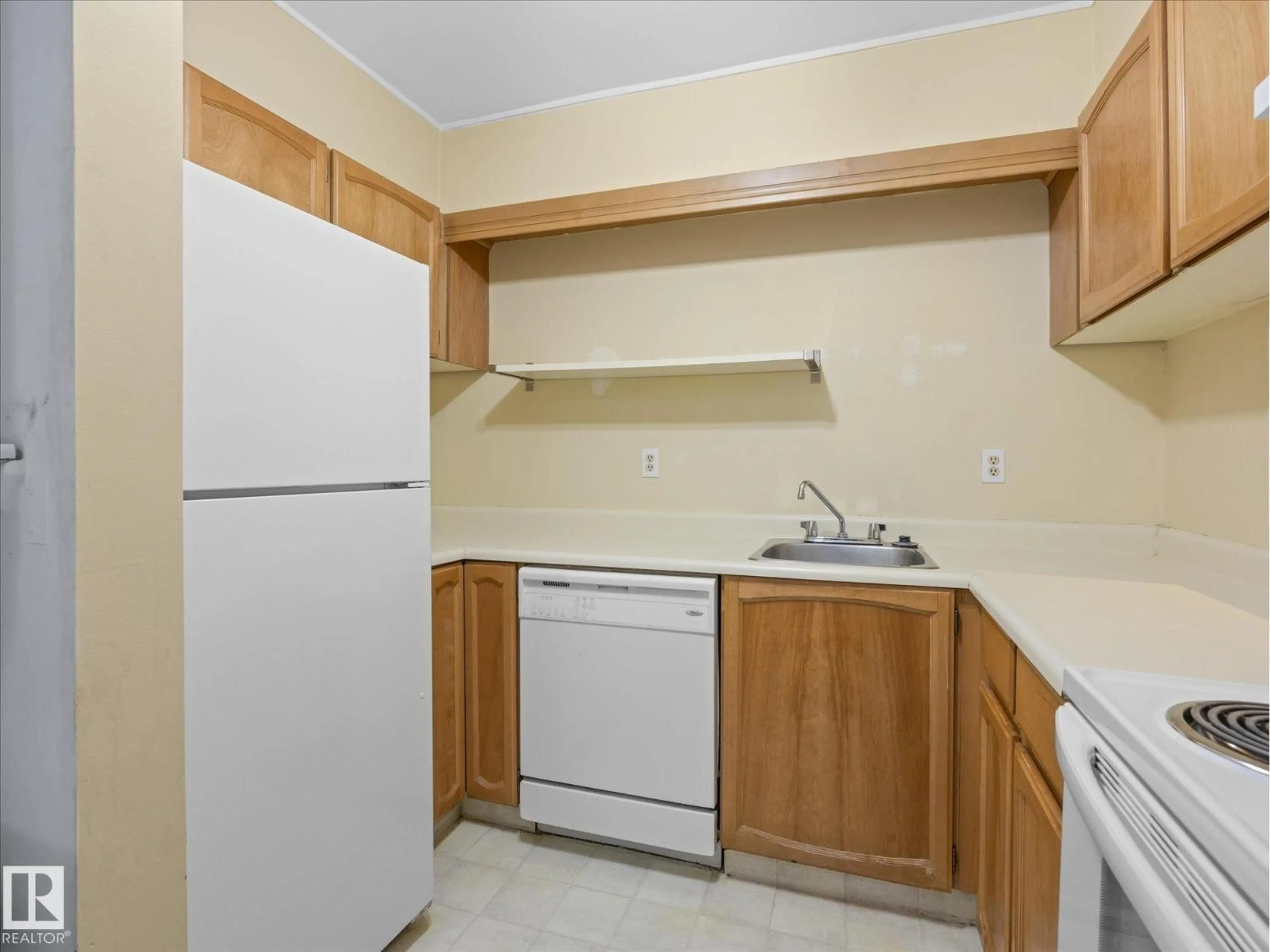 Standard kitchen, unknown for #110 - 10139 117 ST, Edmonton Alberta T5K2L3