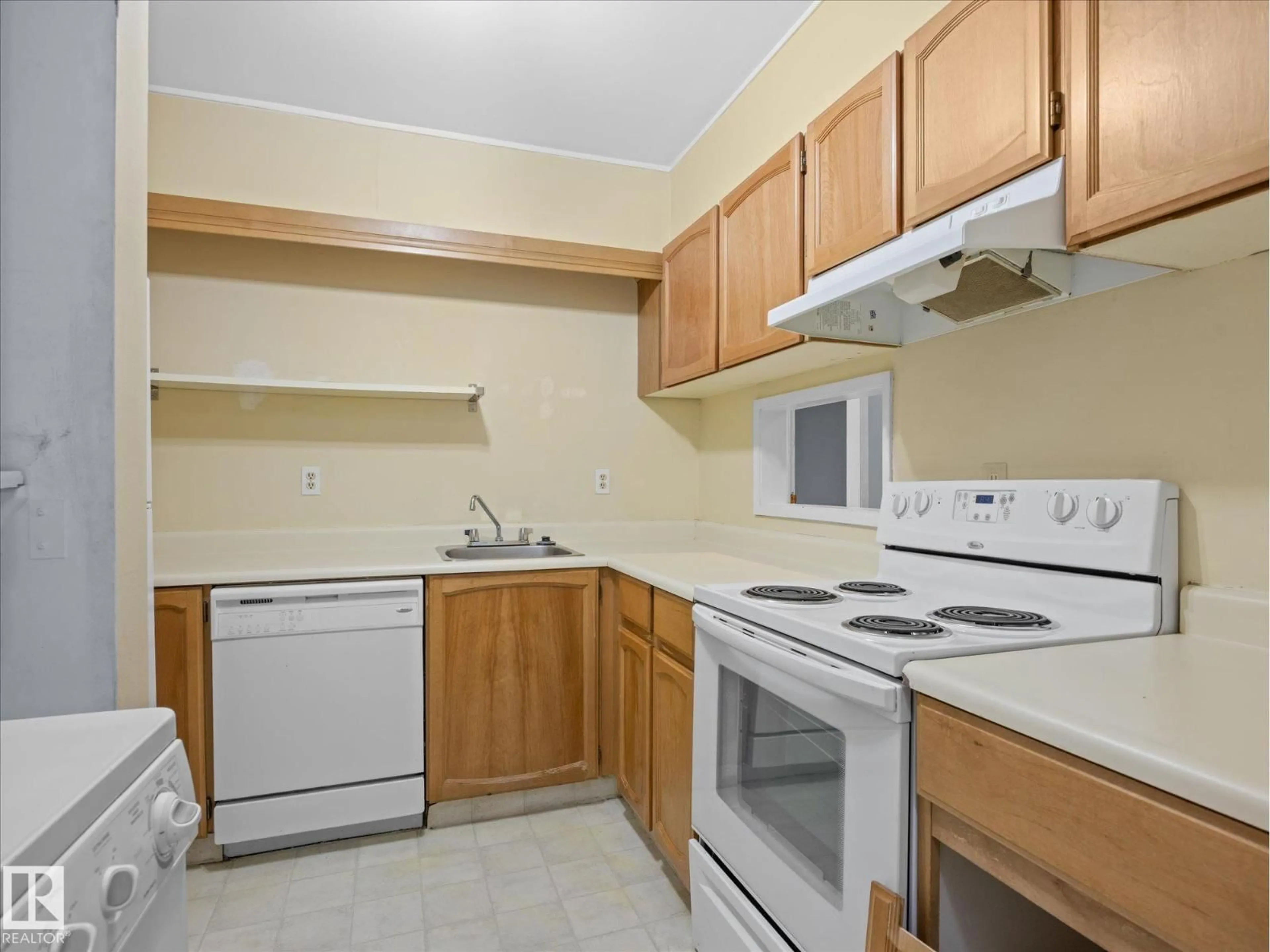 Standard kitchen, unknown for #110 - 10139 117 ST, Edmonton Alberta T5K2L3