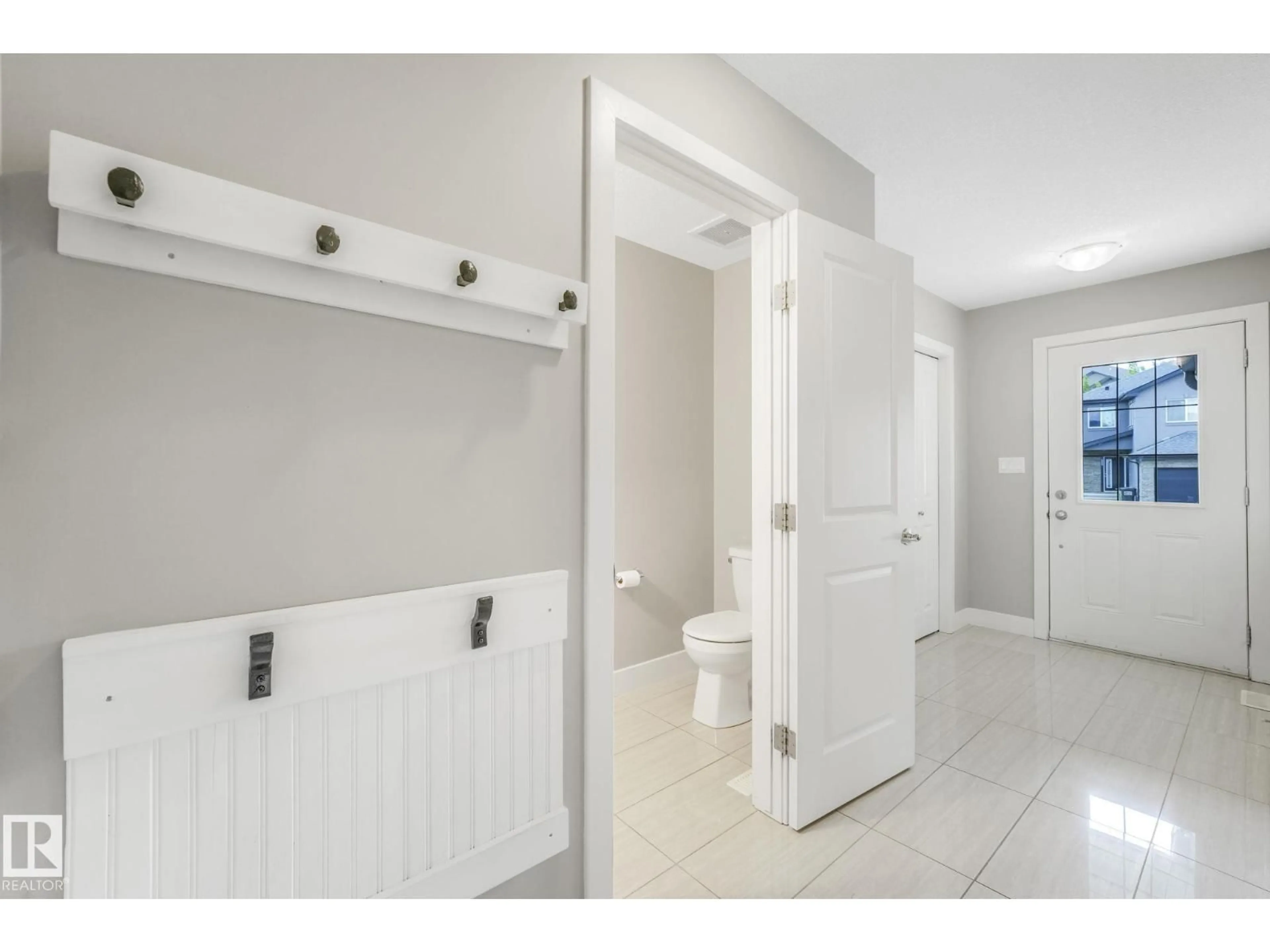 Indoor entryway for 5970 167C AV, Edmonton Alberta T5Y0W4