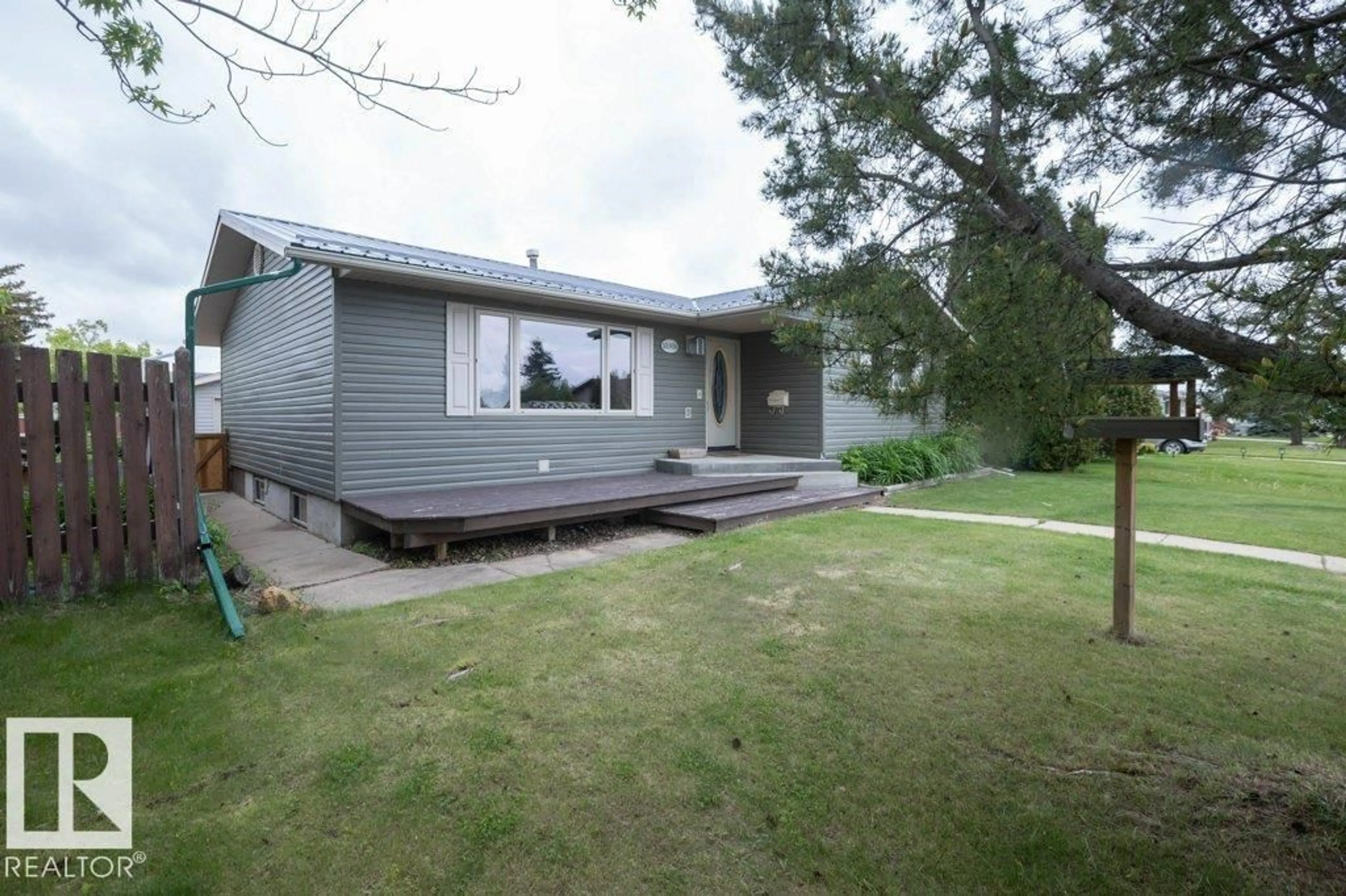 A pic from outside/outdoor area/front of a property/back of a property/a pic from drone, unknown for 10308 110 AV, Westlock Alberta T7P1G2