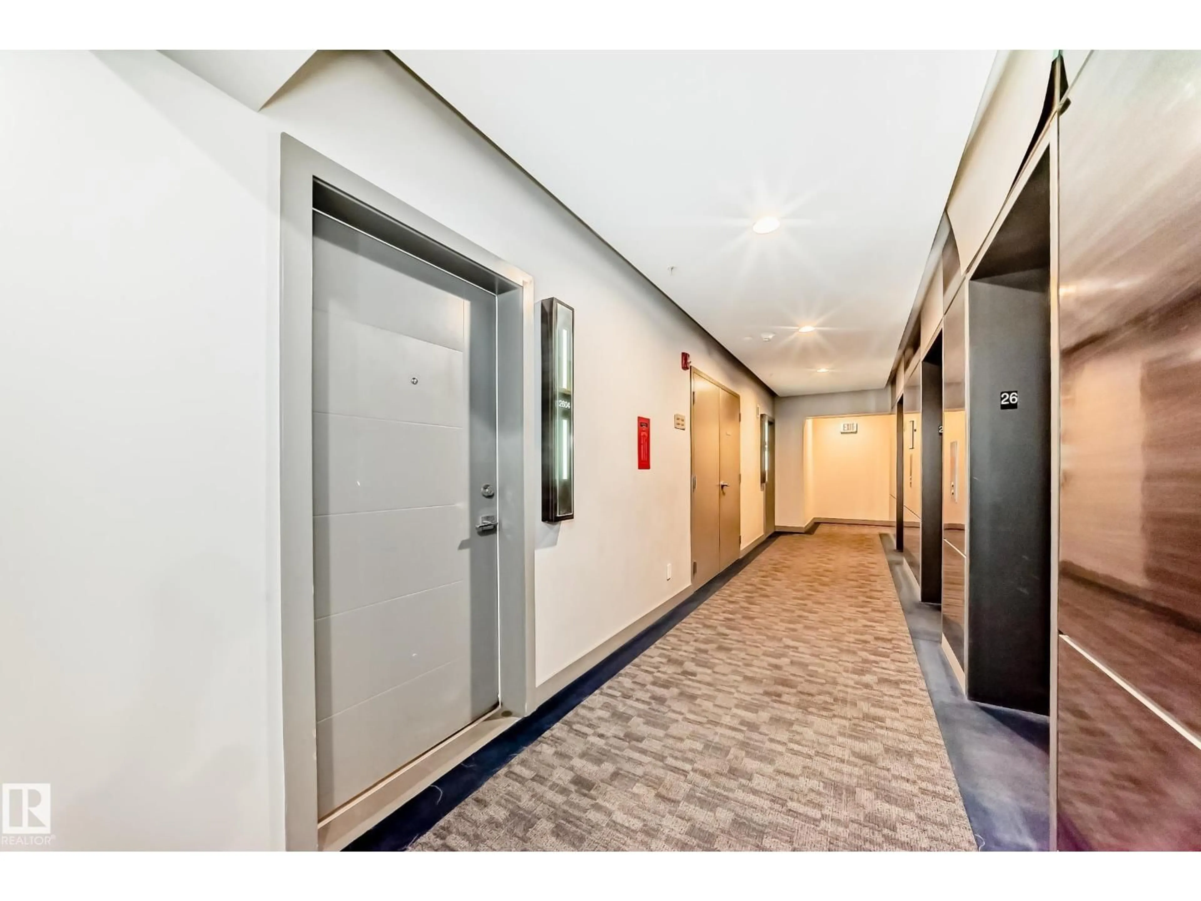 Indoor foyer for 10238 - 2604 103 ST NW, Edmonton Alberta T5J4C9