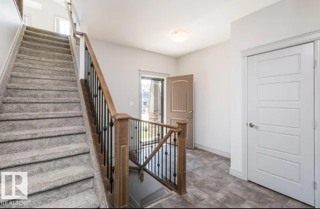 5912 19 AV, Edmonton 3