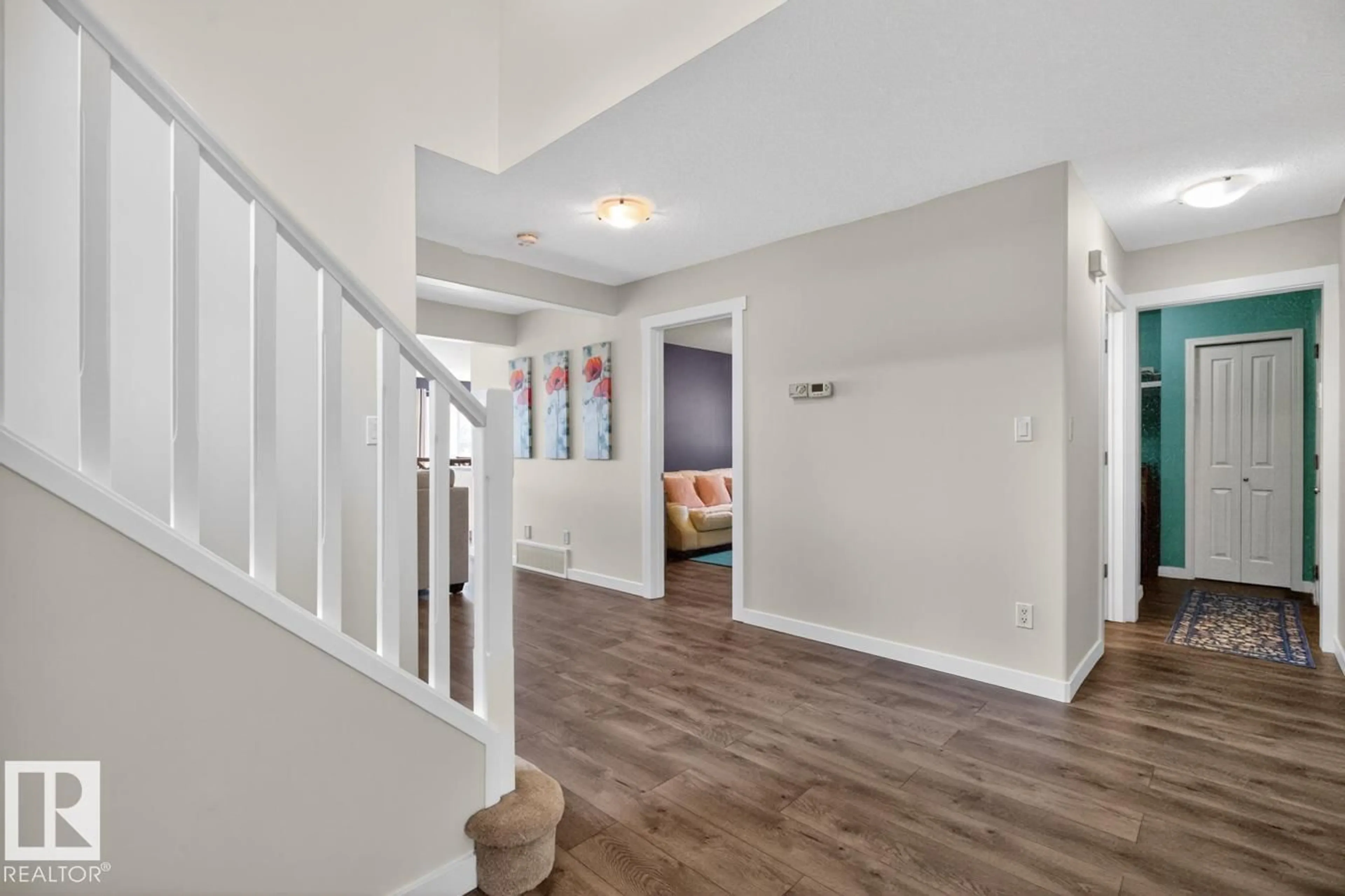 Indoor entryway for 3301 47 ST, Beaumont Alberta T4X0B7
