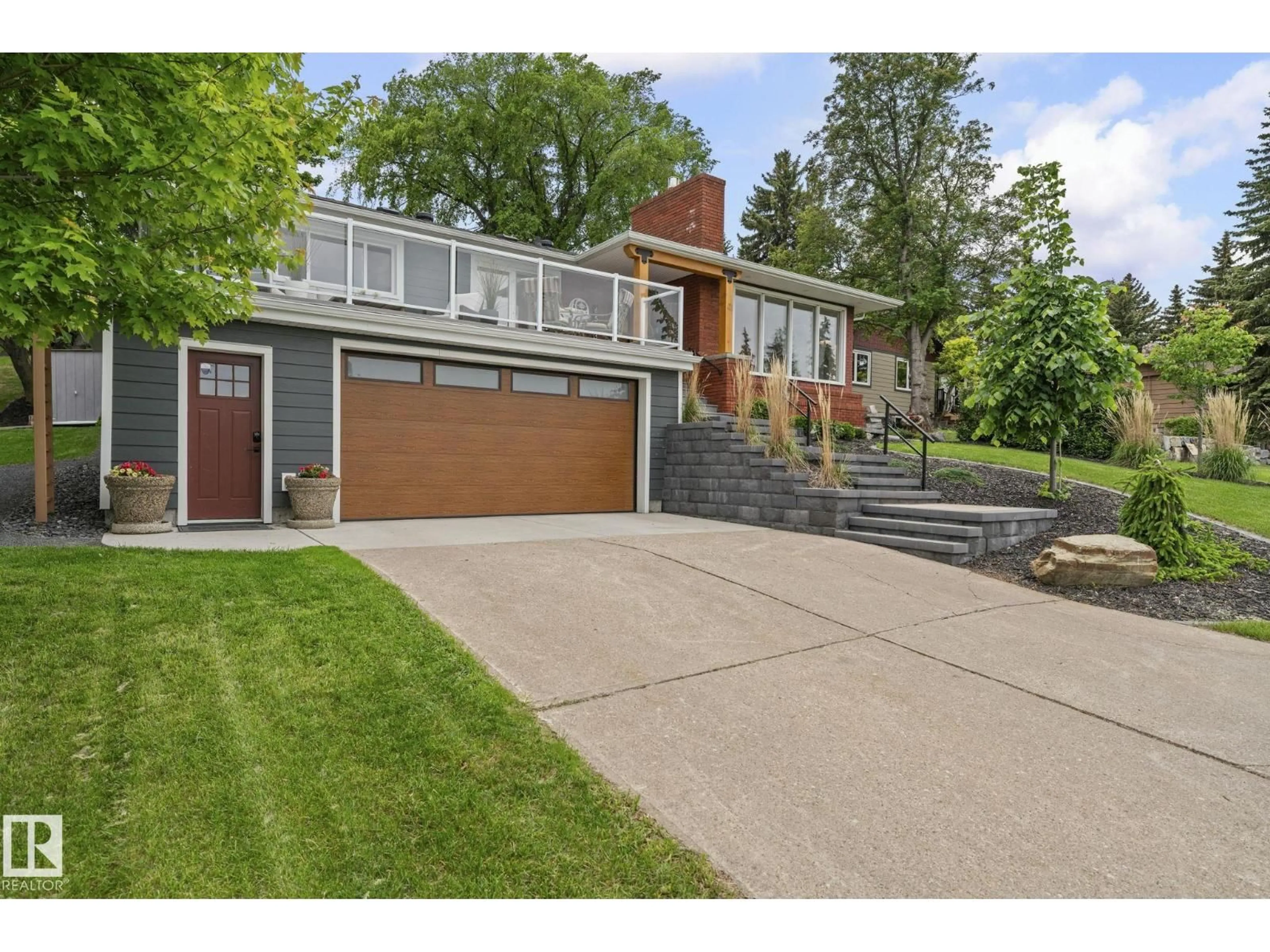 Home with brick exterior material, street for 6523 HARDISTY DR, Edmonton Alberta T6A3V2