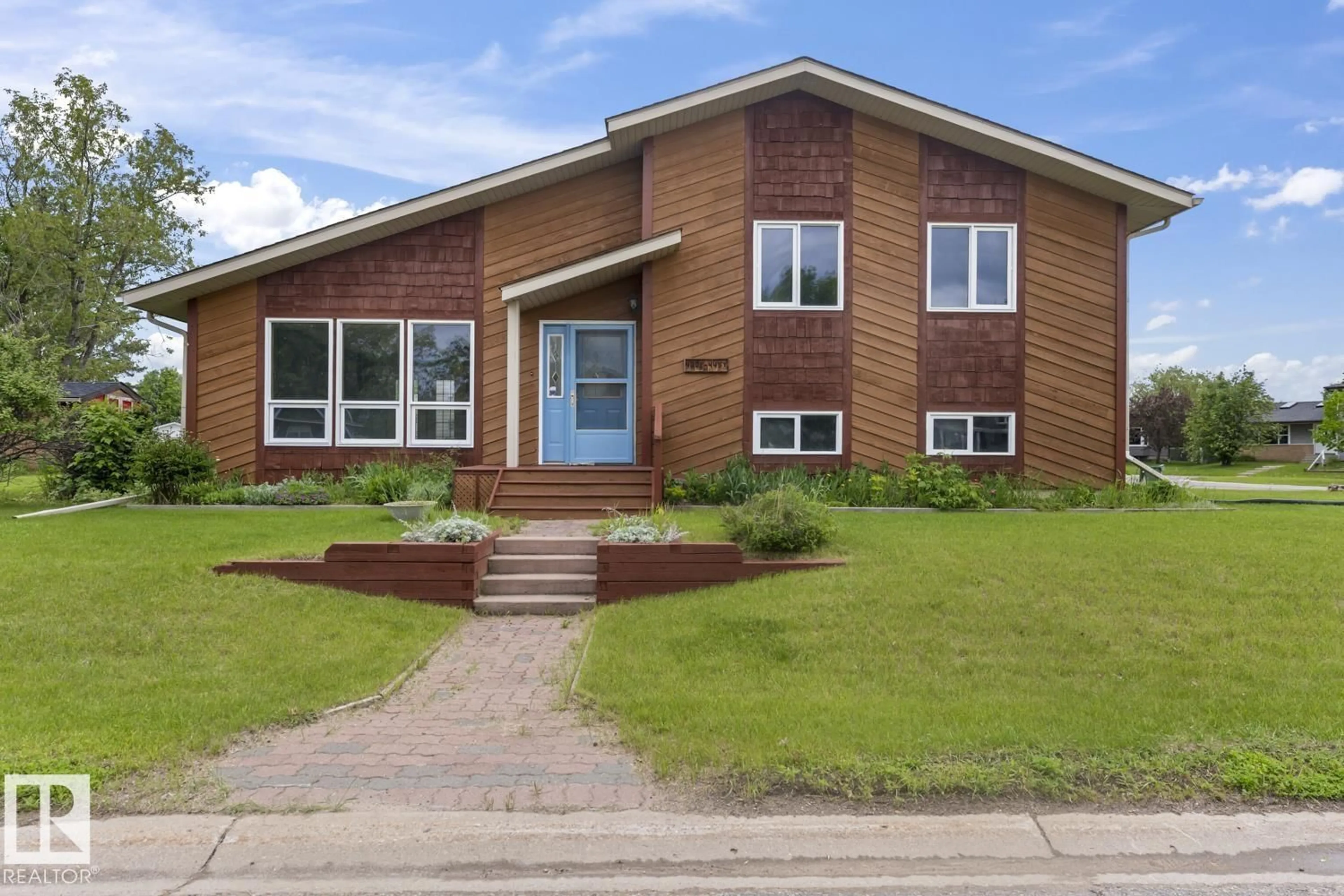 Home with brick exterior material, street for 4302 44 ST, Bonnyville Town Alberta T9N1W7
