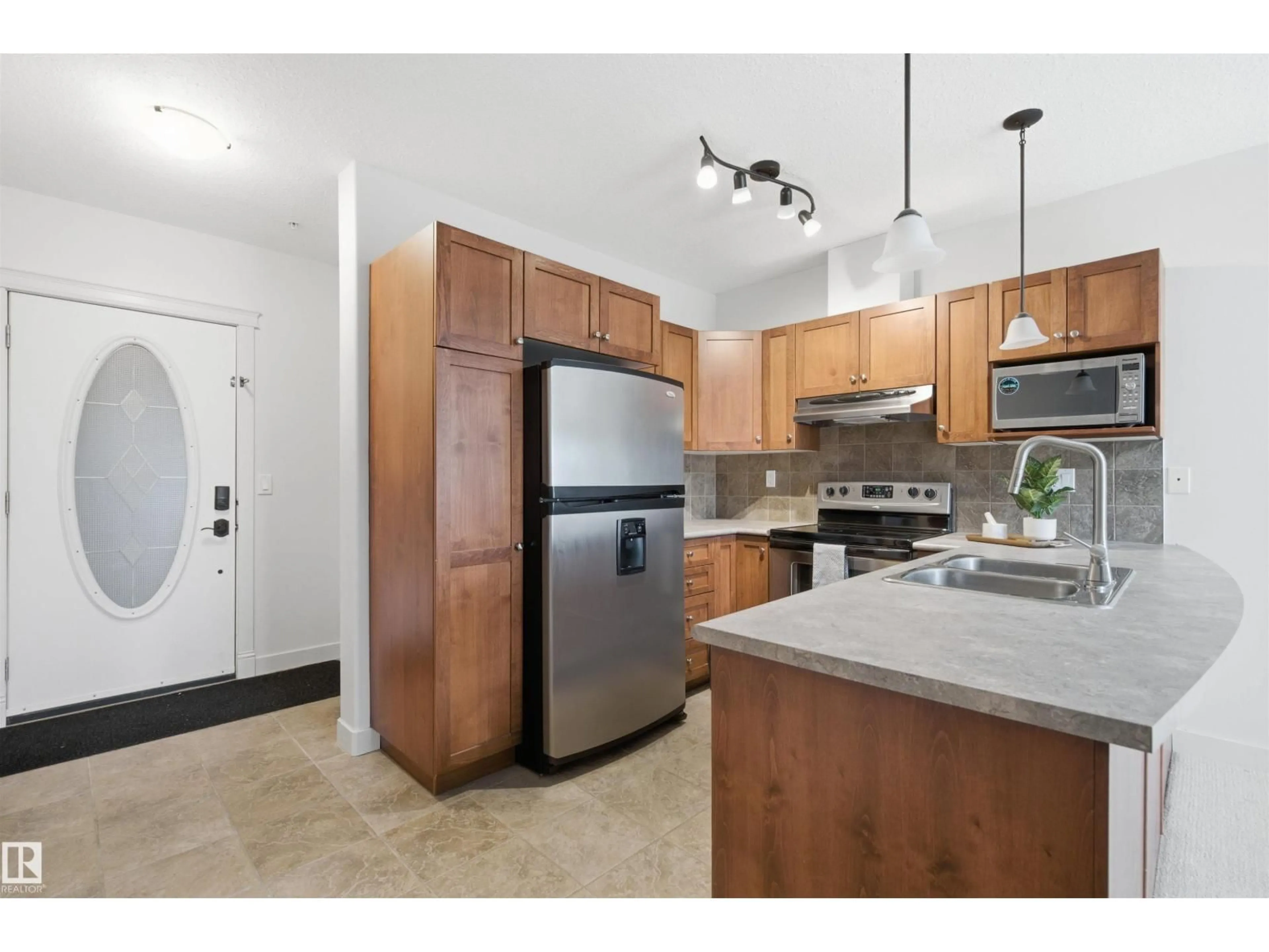 Standard kitchen, unknown for 407 - 802 12 ST, Cold Lake Alberta T9M0A7