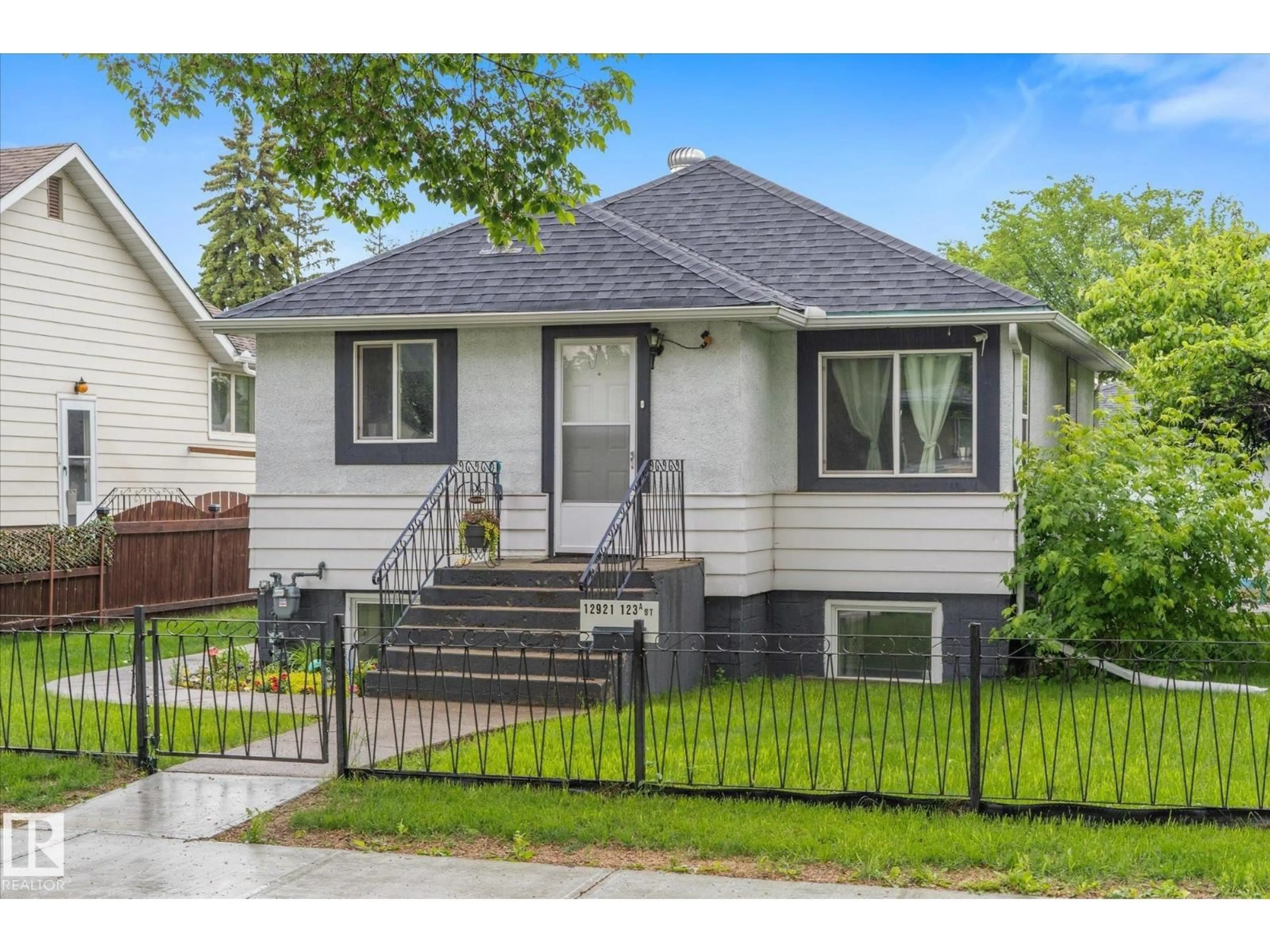 Home with vinyl exterior material, street for NW - 12921 123A ST, Edmonton Alberta T5L0L1