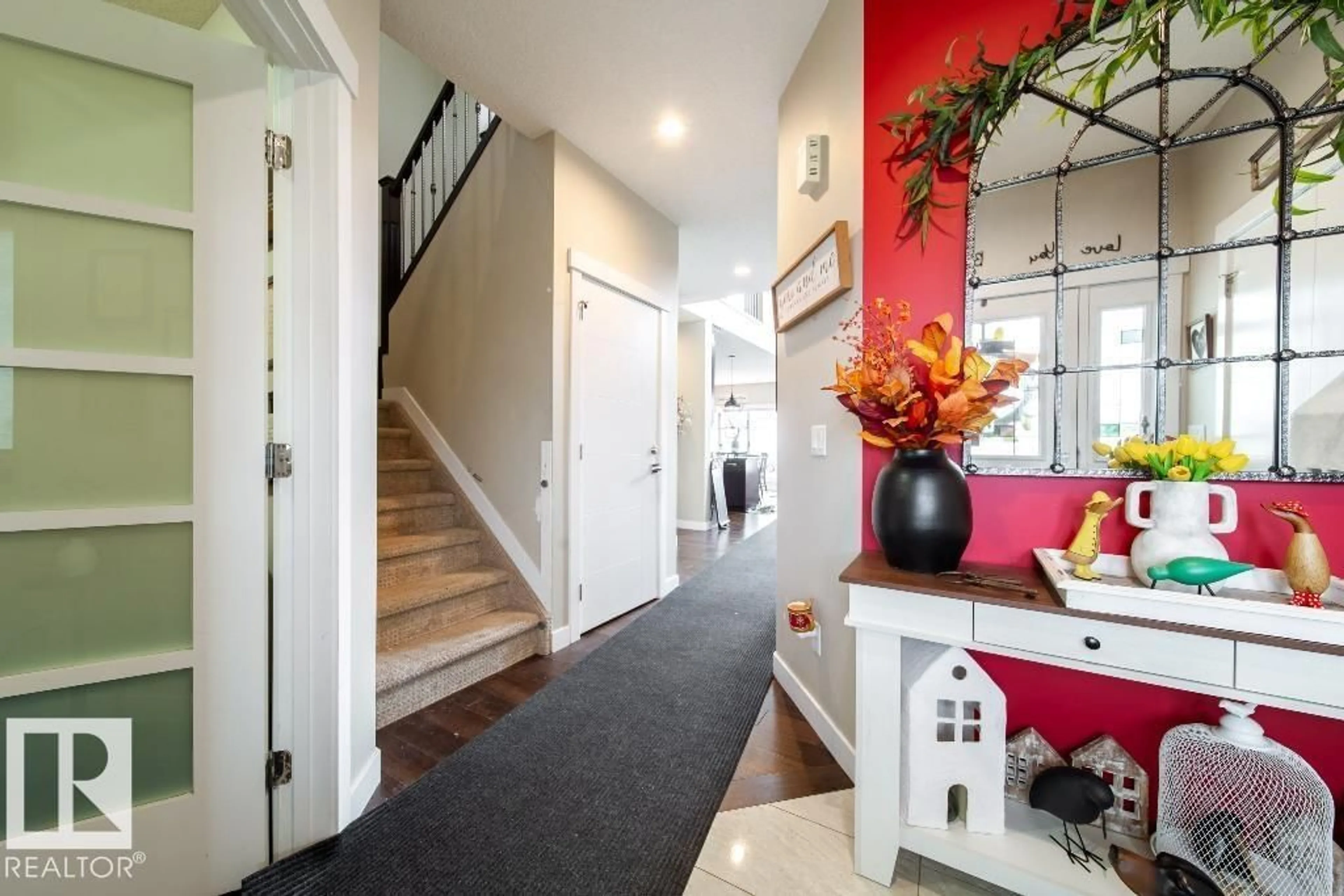 Indoor entryway for 31 WHITETAIL RD, Mundare Alberta T0B3H0