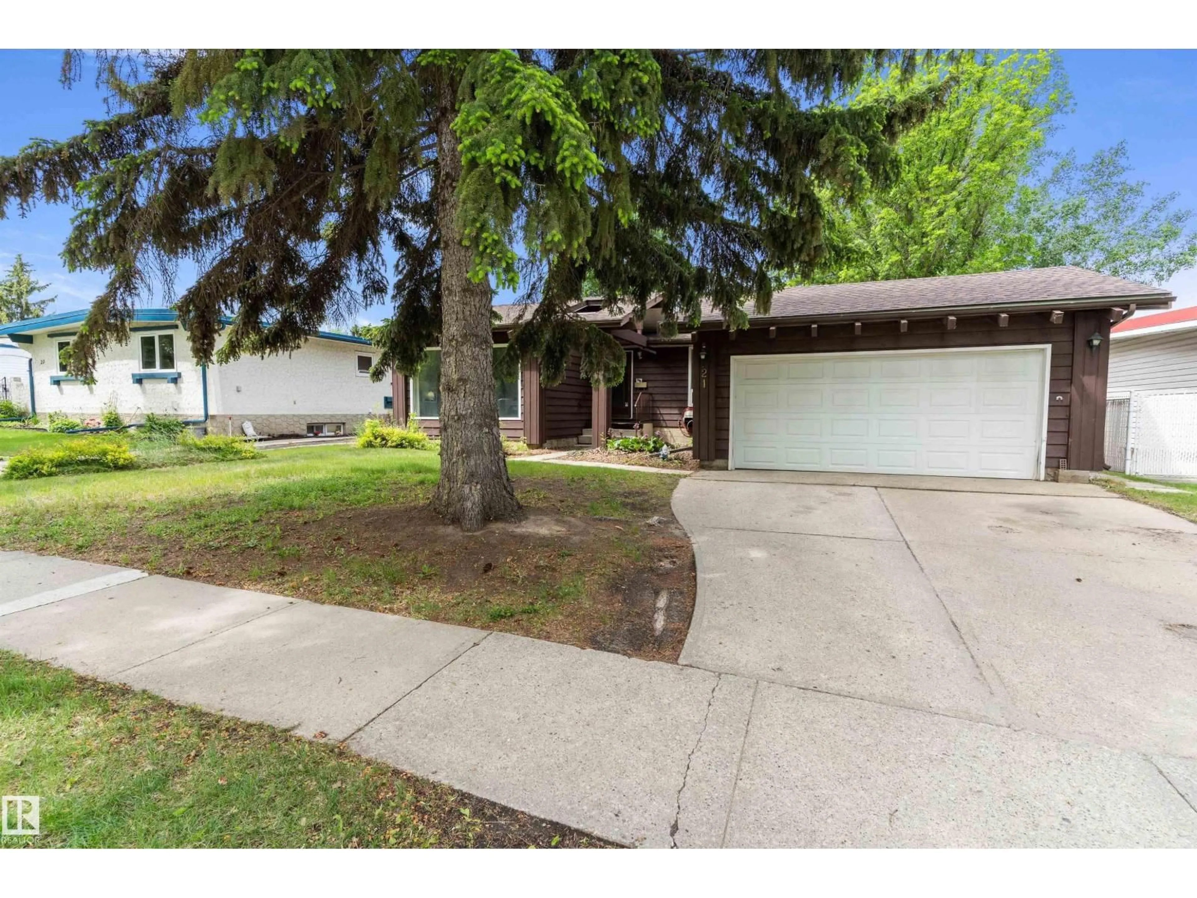 Unknown for 21 GRAHAM AV, St. Albert Alberta T8N1T4