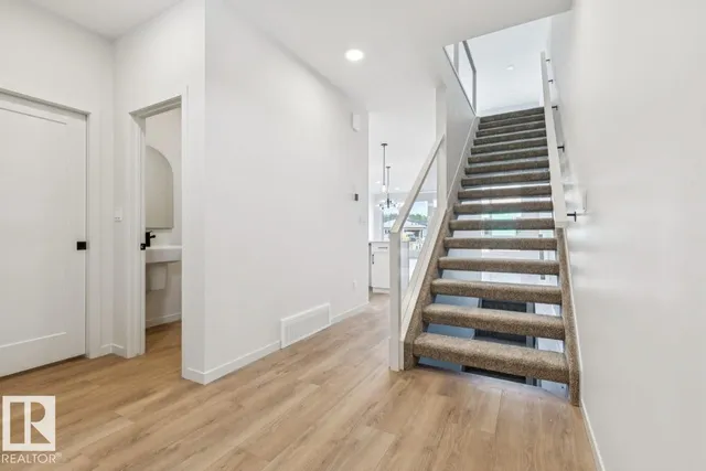 202 STETSON LO, Ardrossan 3