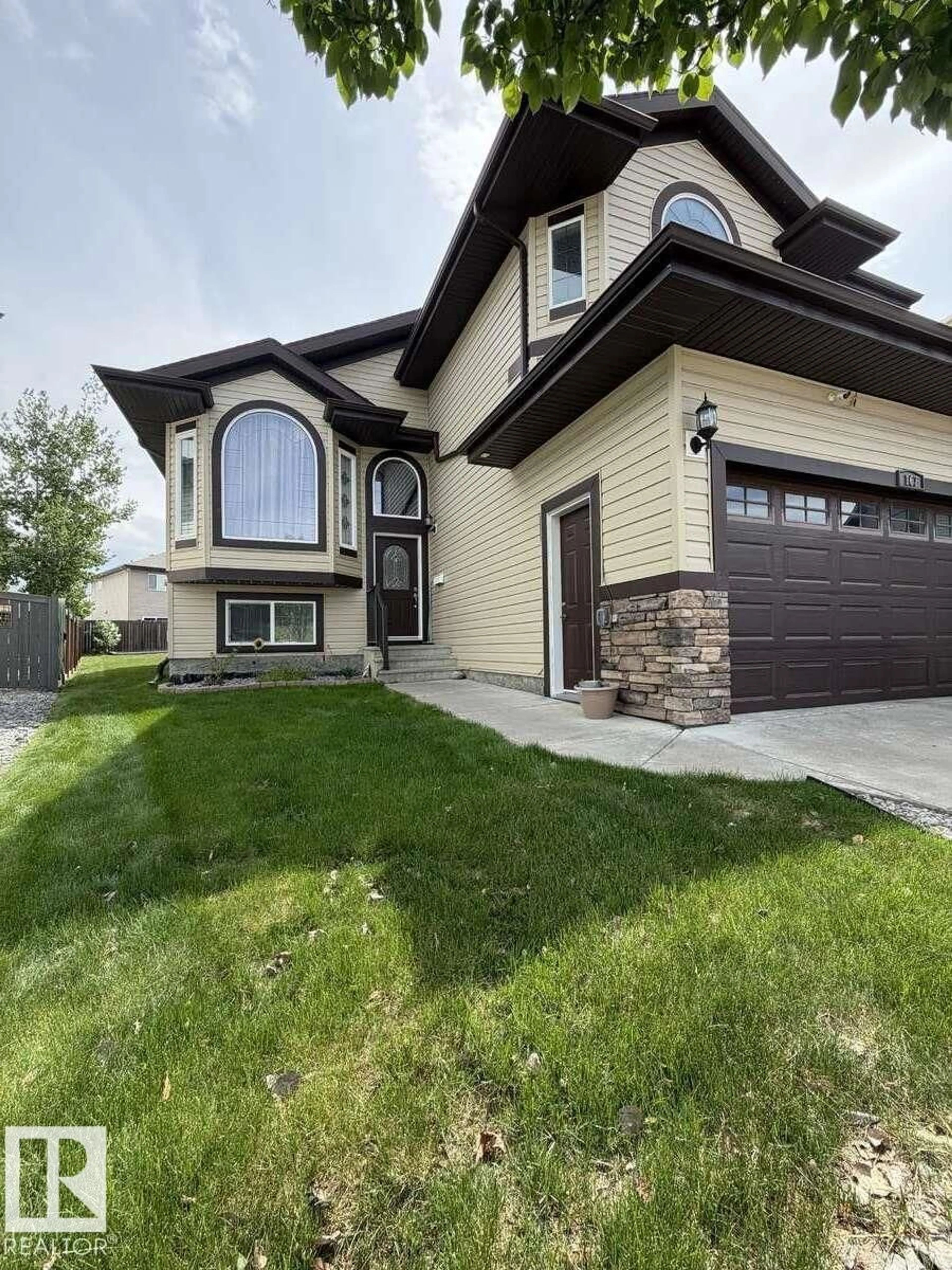 Home with brick exterior material, street for 167 SONORA, Fort Saskatchewan Alberta T8L0H6