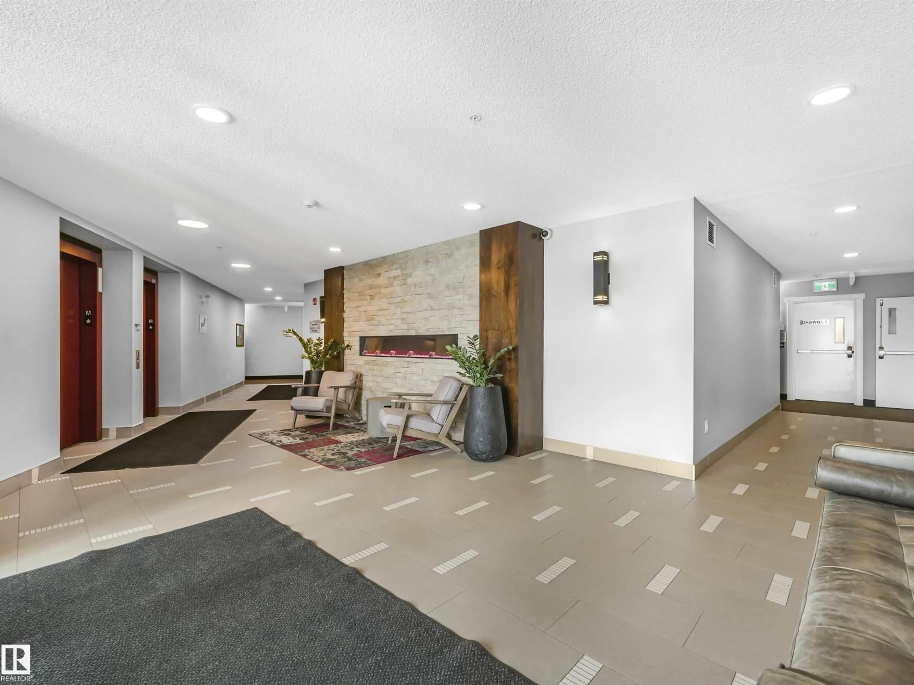Indoor foyer for #318 - 1506 TAMARACK BV, Edmonton Alberta T6T2J5