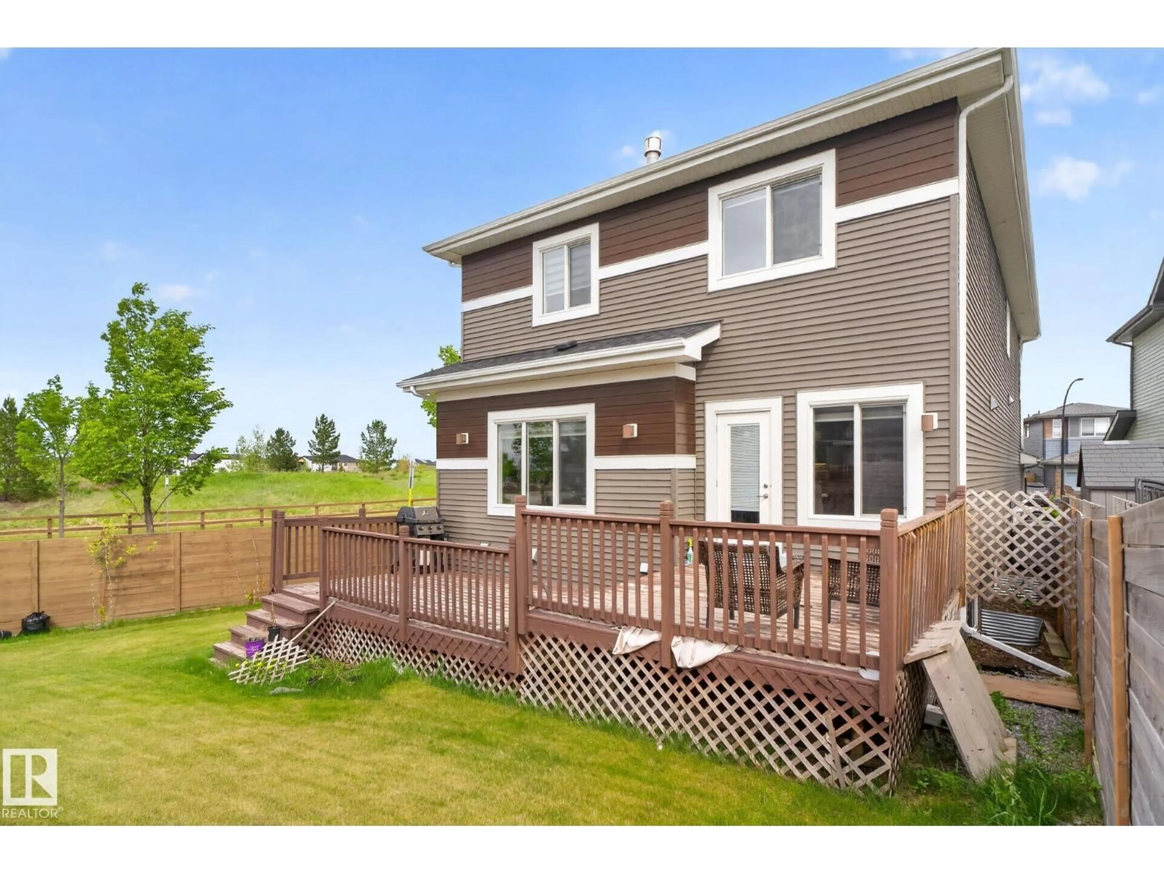 Home with vinyl exterior material, unknown for SW - 704 39 ST, Edmonton Alberta T6X2E9