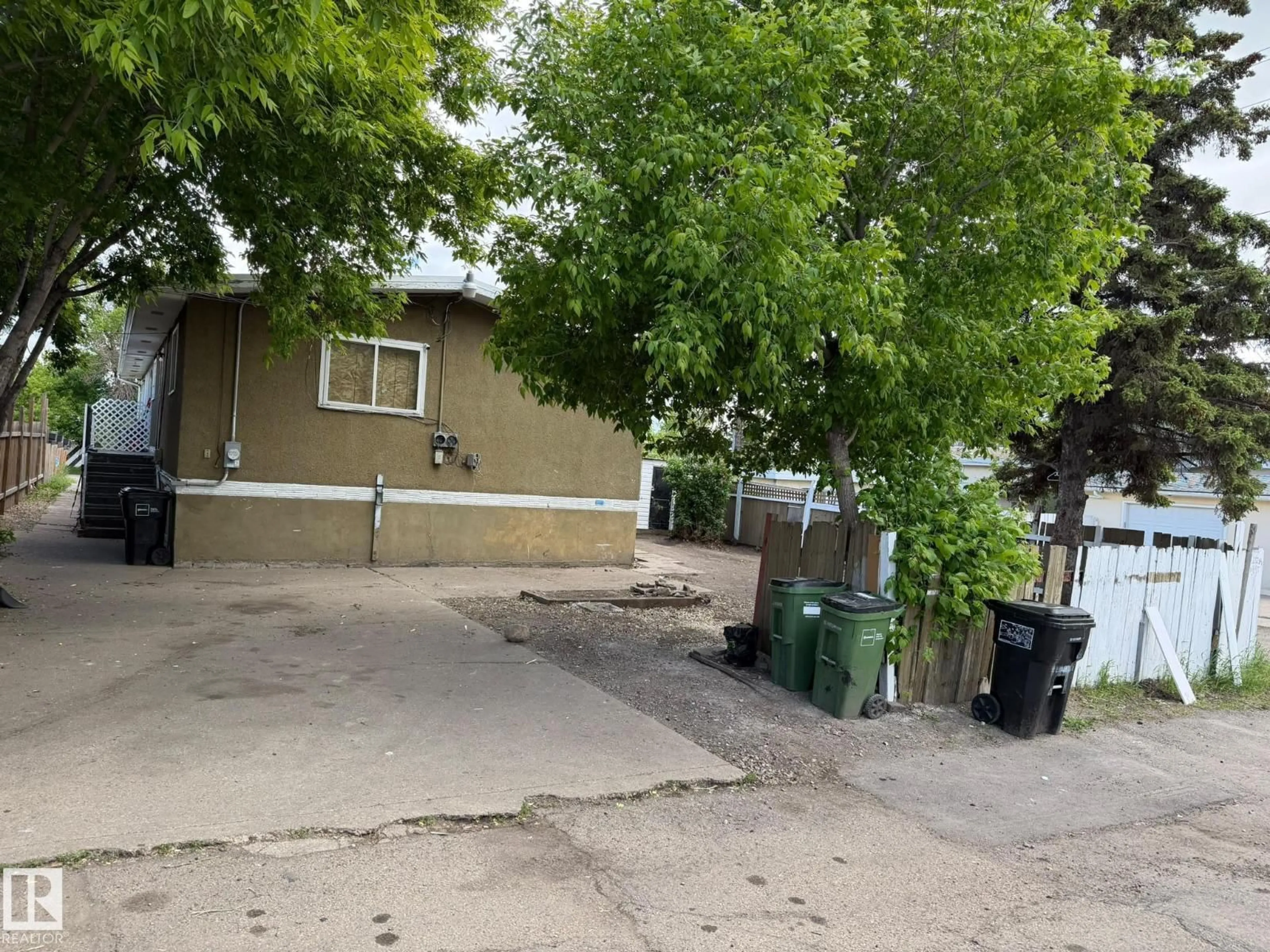 Unknown for NW - 13208 91 ST, Edmonton Alberta T5E3P7