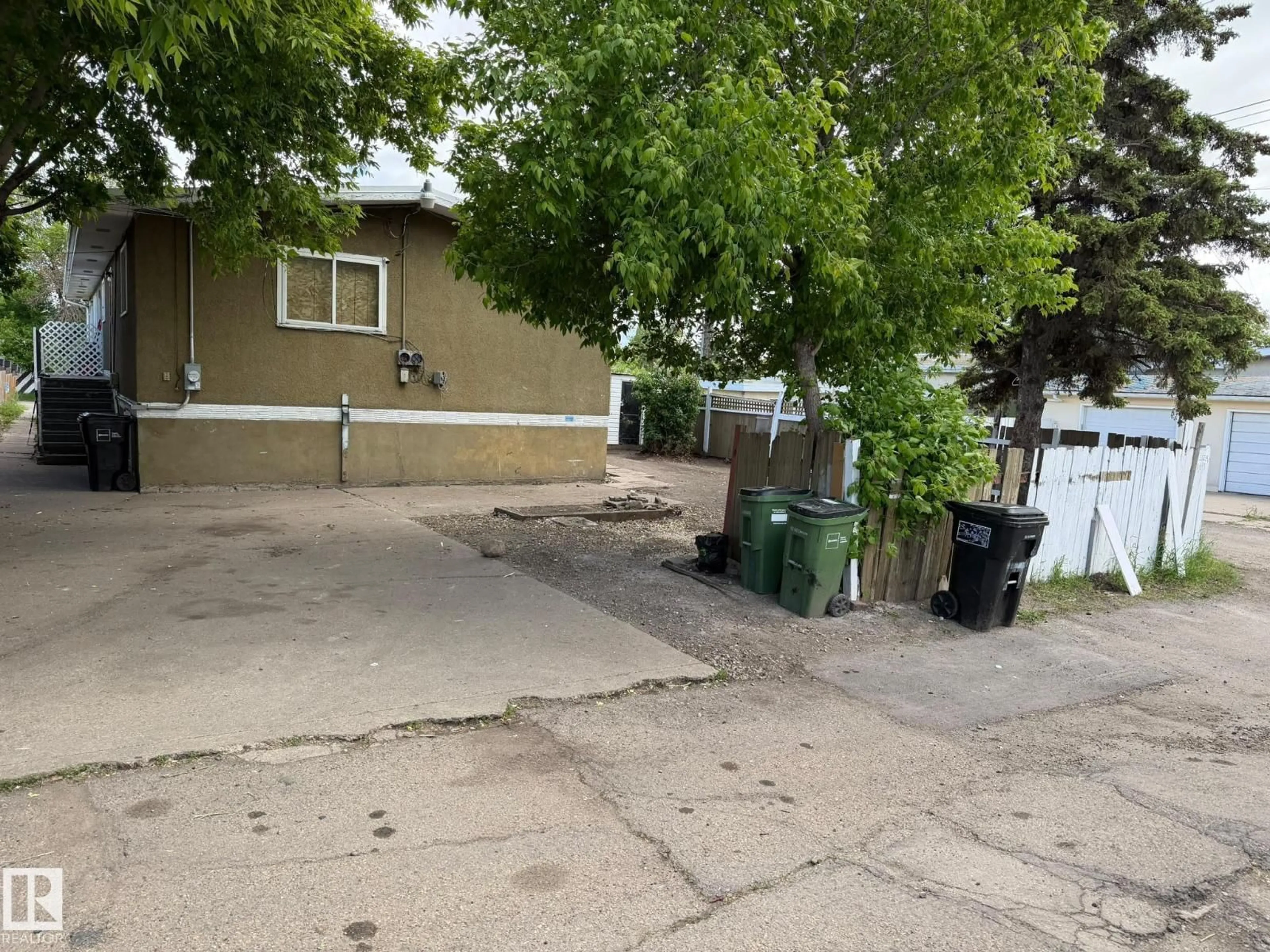 Unknown for NW - 13208 91 ST, Edmonton Alberta T5E3P7