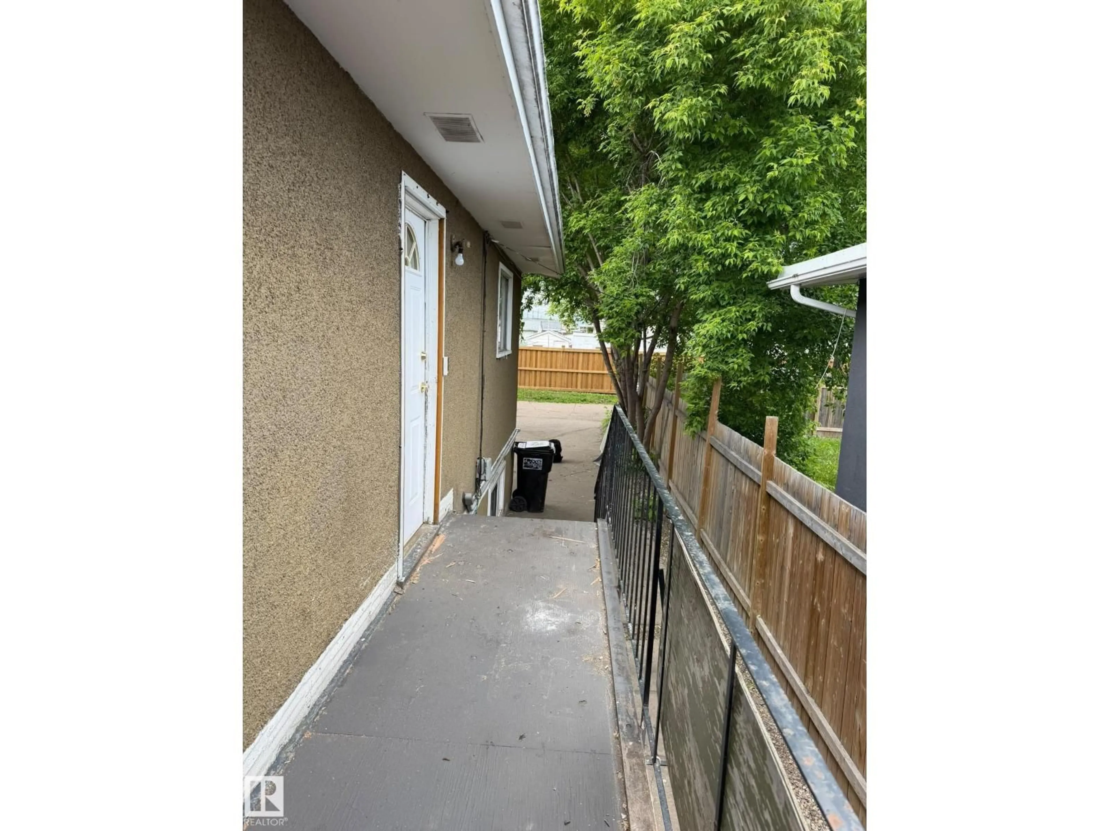 Unknown for NW - 13208 91 ST, Edmonton Alberta T5E3P7