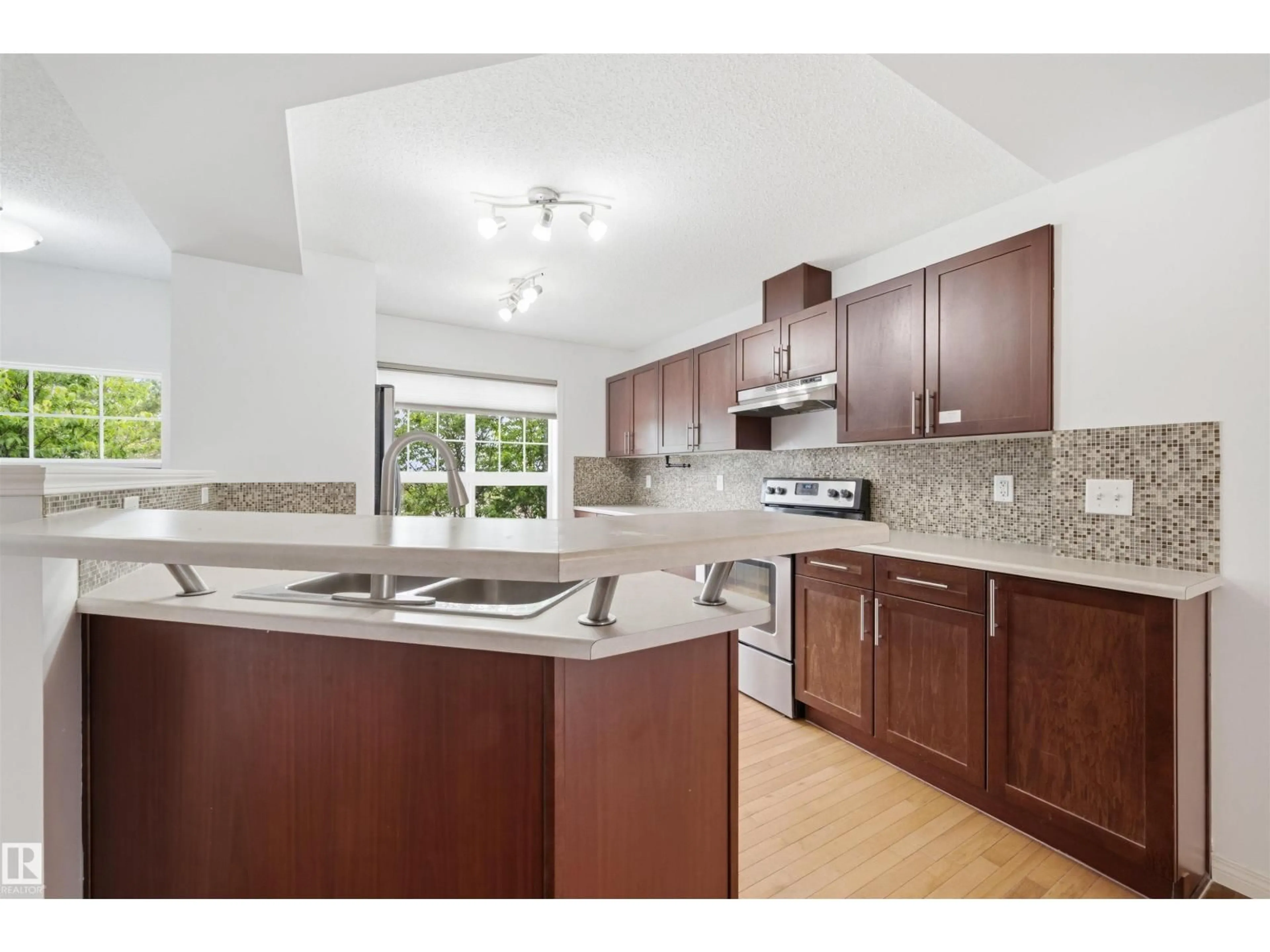 Open concept kitchen, unknown for #61 - 2051 TOWNE CENTRE BV, Edmonton Alberta T6R0G8