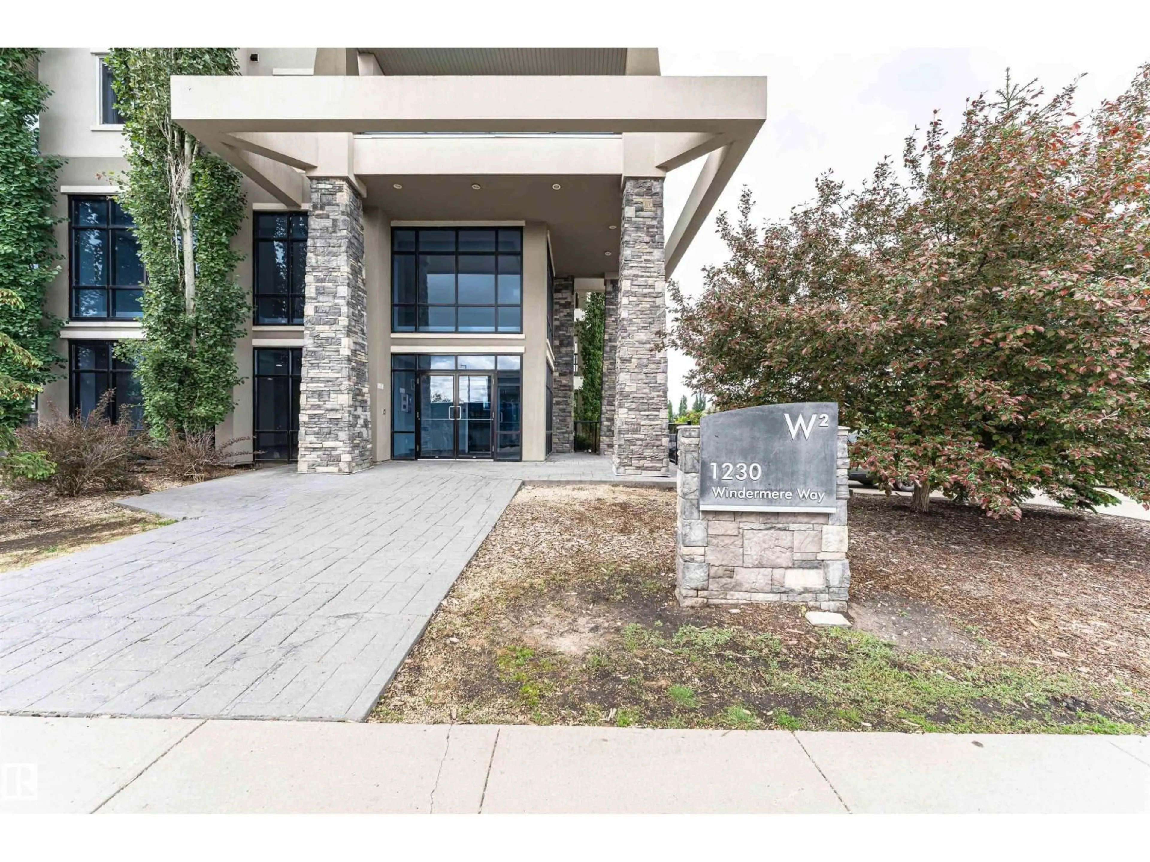 Indoor foyer for 505 - 1230 WINDERMERE WAY, Edmonton Alberta T6W2J3