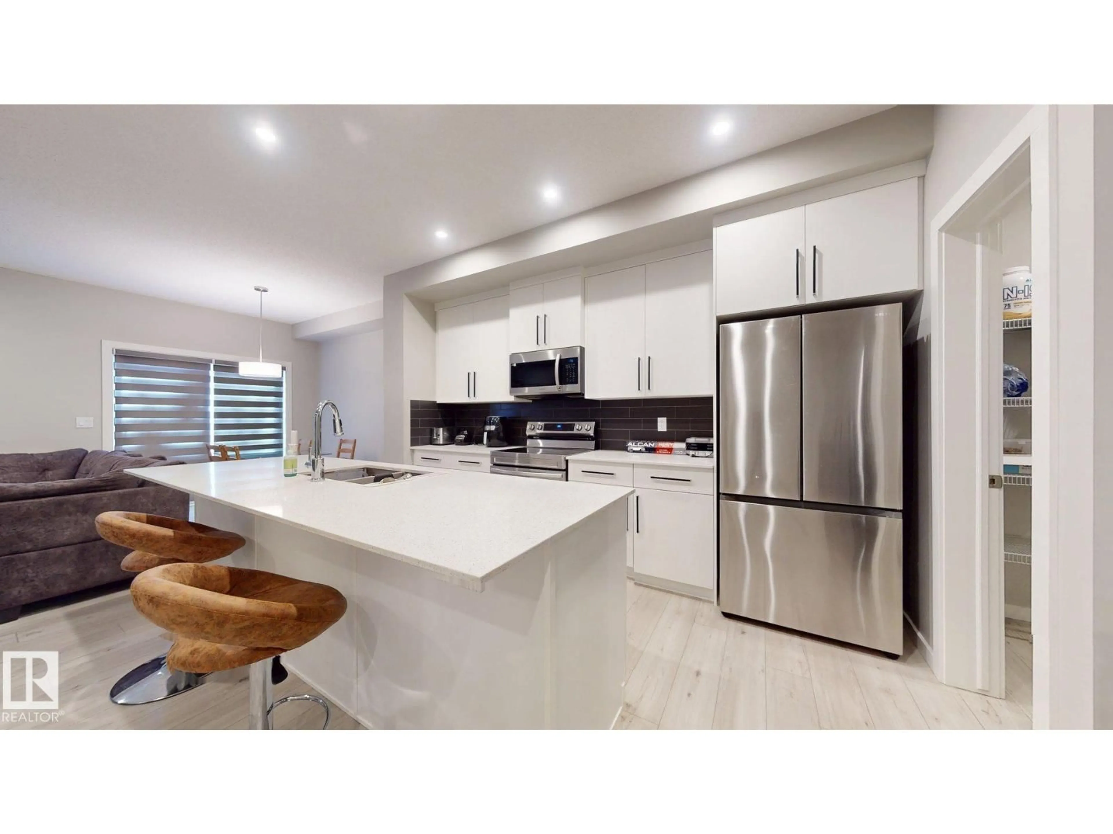 Open concept kitchen, ceramic/tile floor for 607 31 AV, Edmonton Alberta T6T2V6