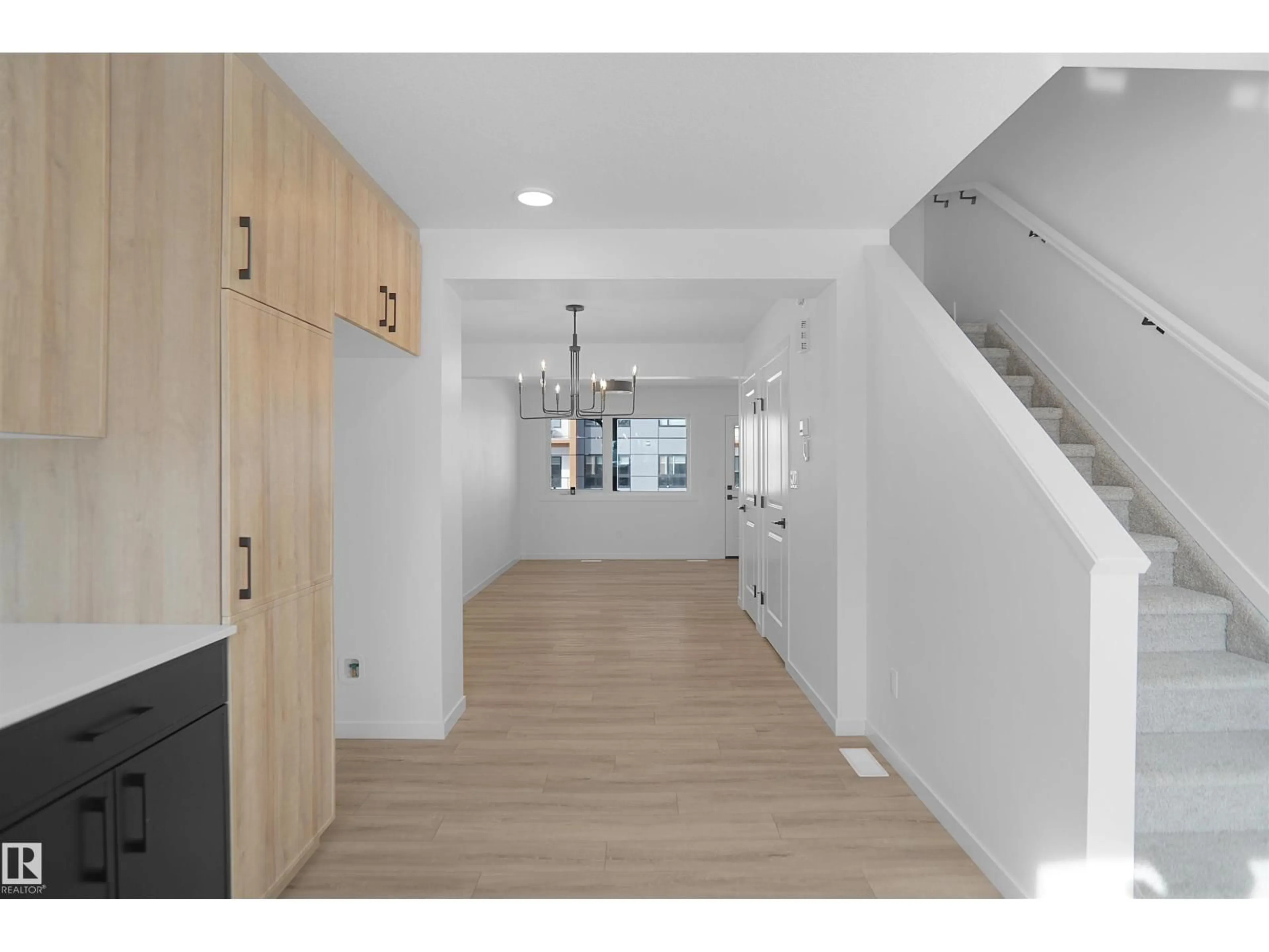 Indoor entryway for #92 - 1430 ASTER WY, Edmonton Alberta T6T2N8