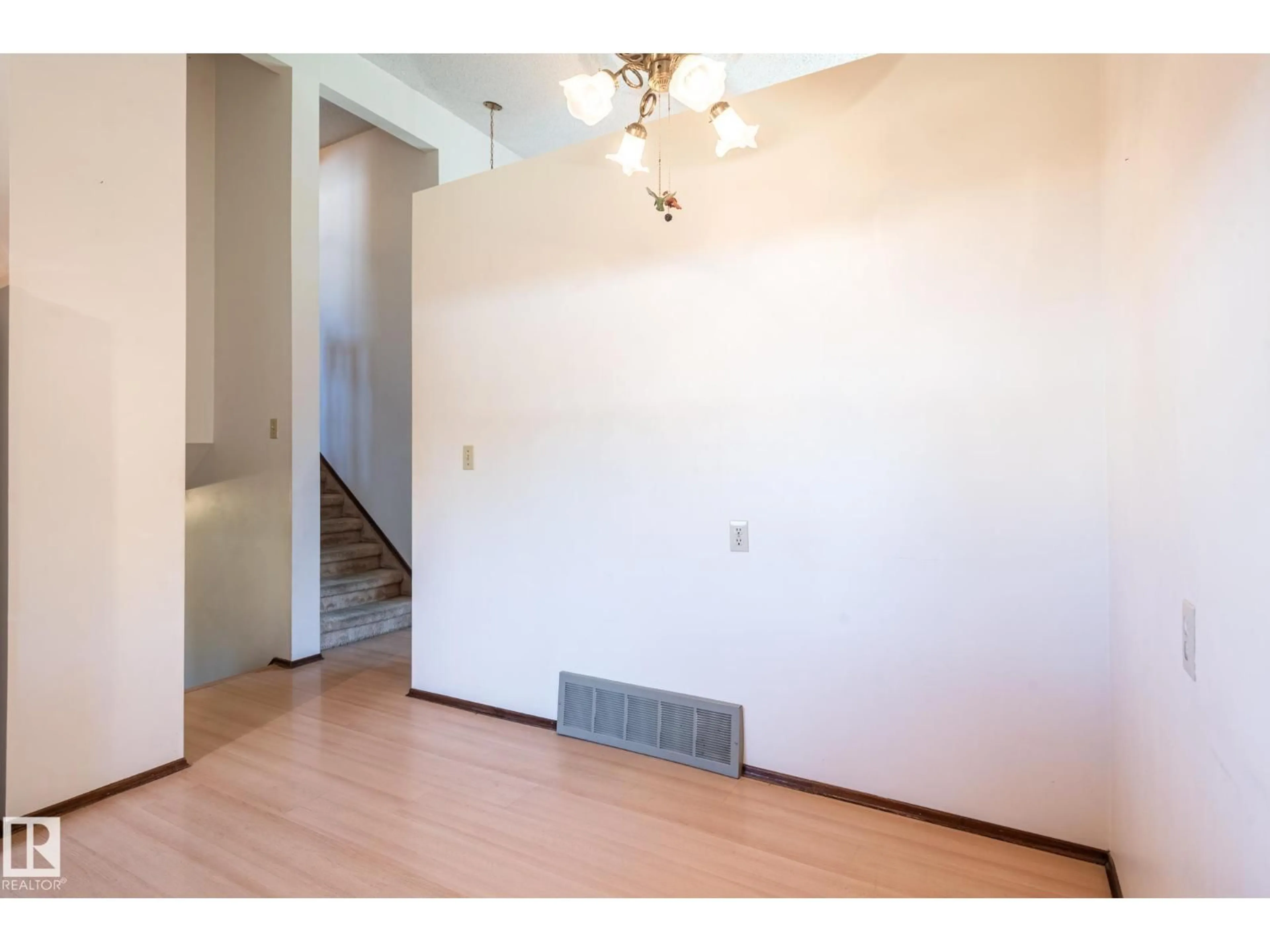 Unknown for NW - 14504 30 ST, Edmonton Alberta T5Y2C3