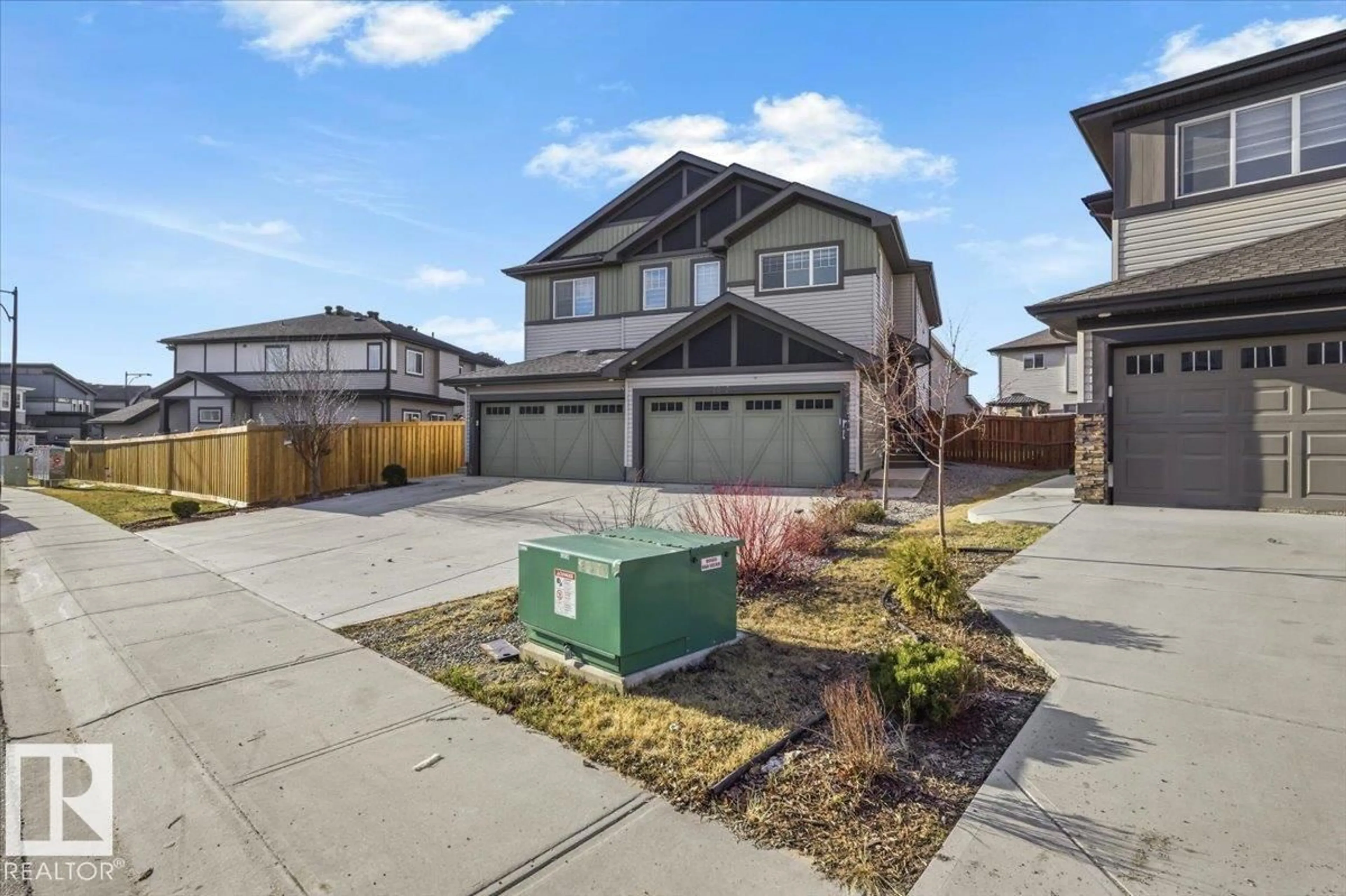 A pic from outside/outdoor area/front of a property/back of a property/a pic from drone, street for SW - 9046 COOPER LI, Edmonton Alberta T6W4A4
