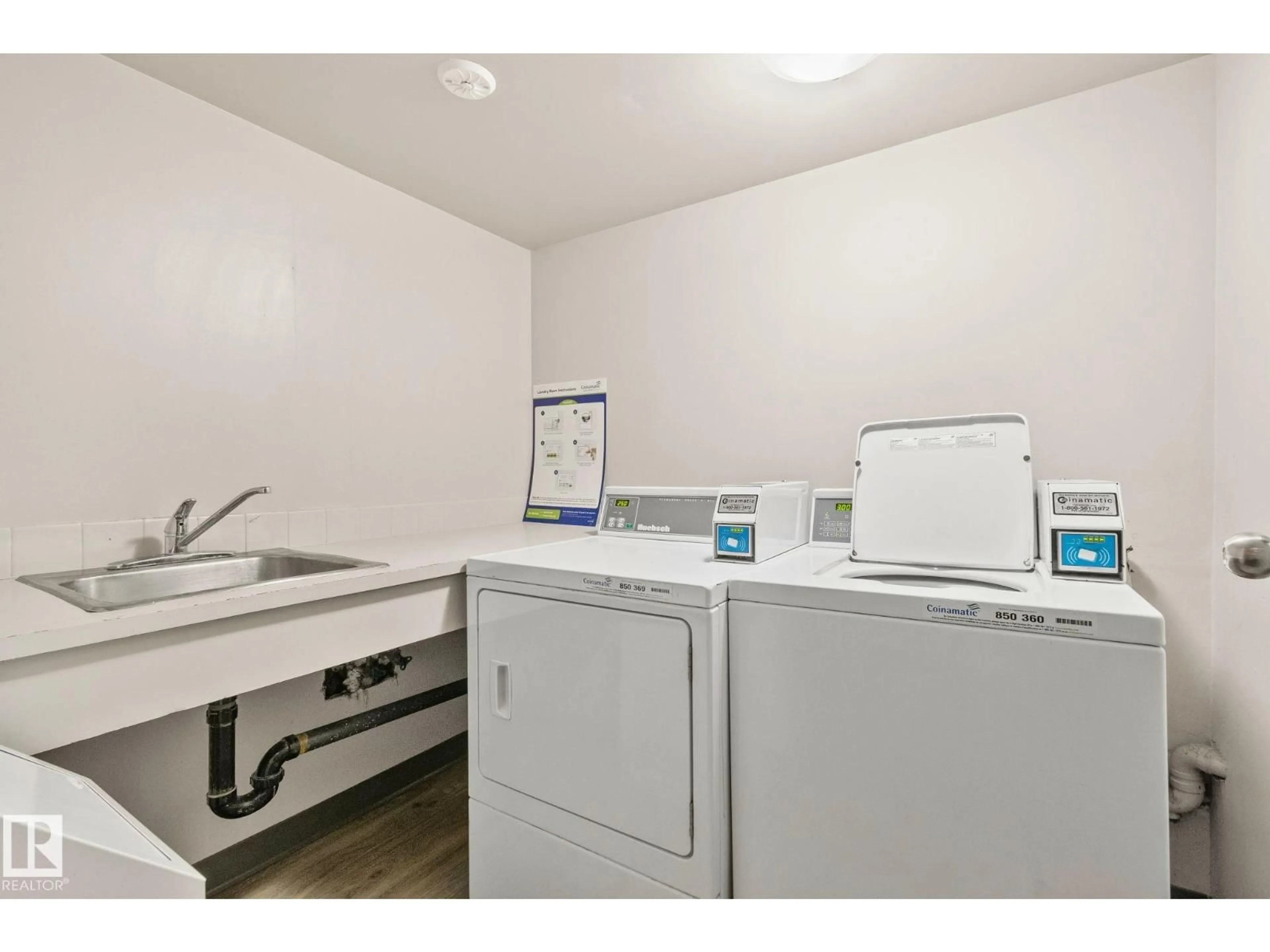 Laundry room for 115 - 4608 52 AV, Stony Plain Alberta T7Z1N7